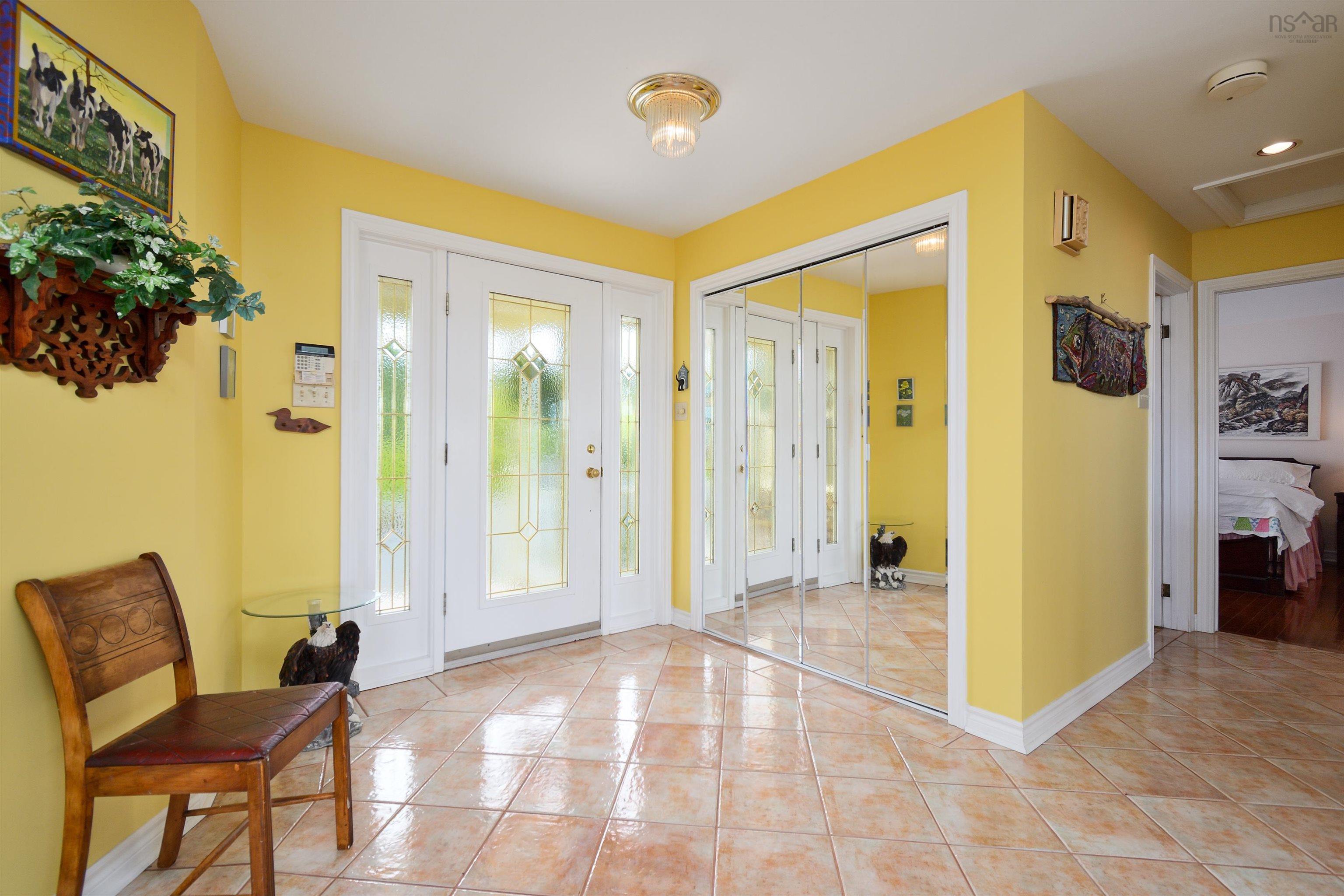 $4,175,000.00: 2641 West Bay Road, Dundee