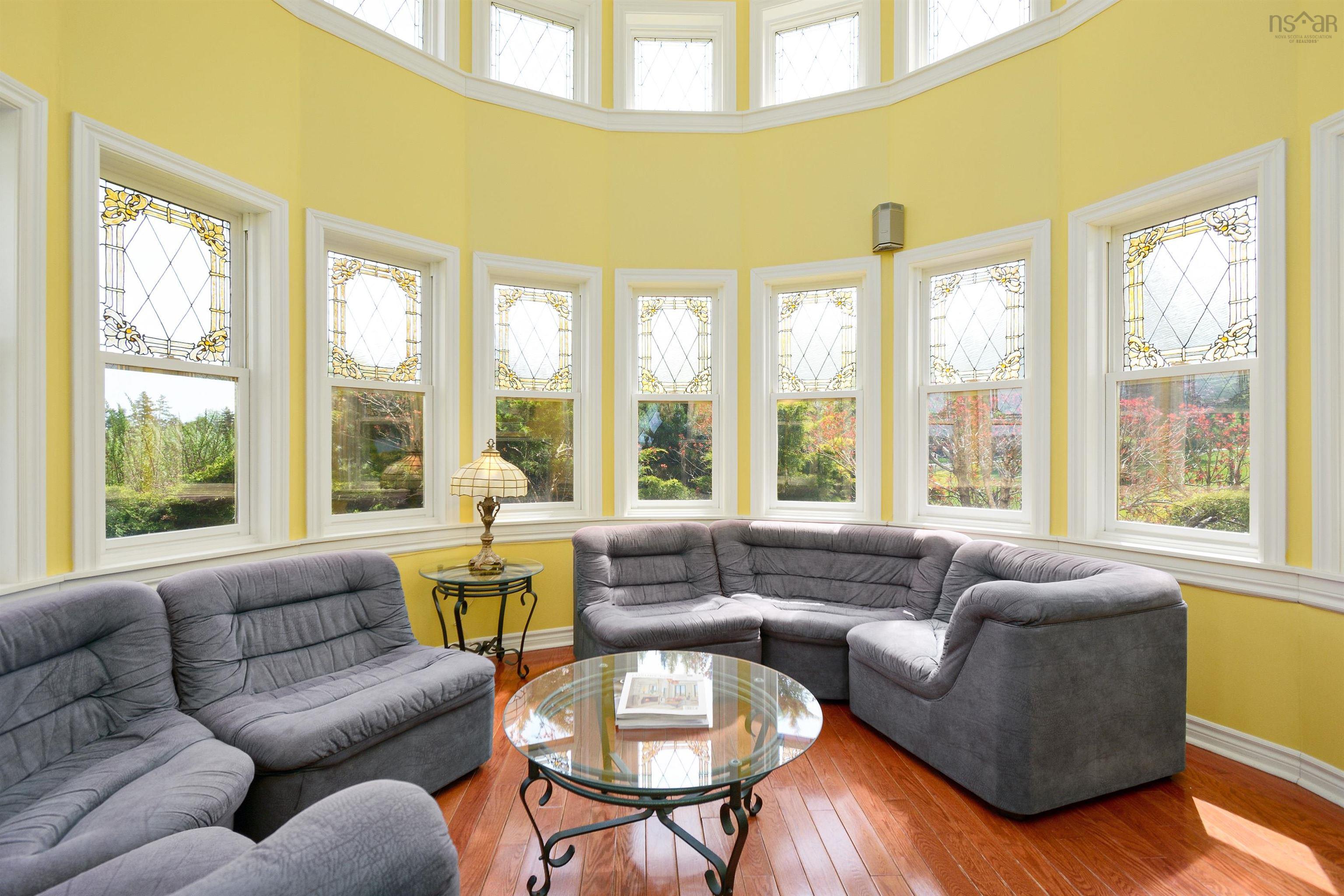 $4,175,000.00: 2641 West Bay Road, Dundee