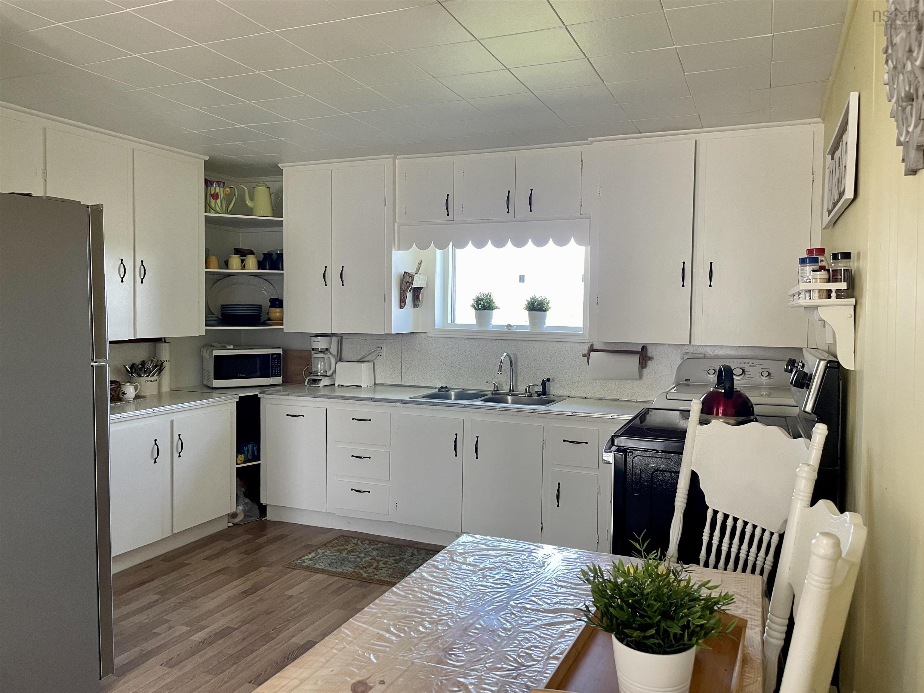 $279,000.00: 4847 Shore Road, North East Harbour