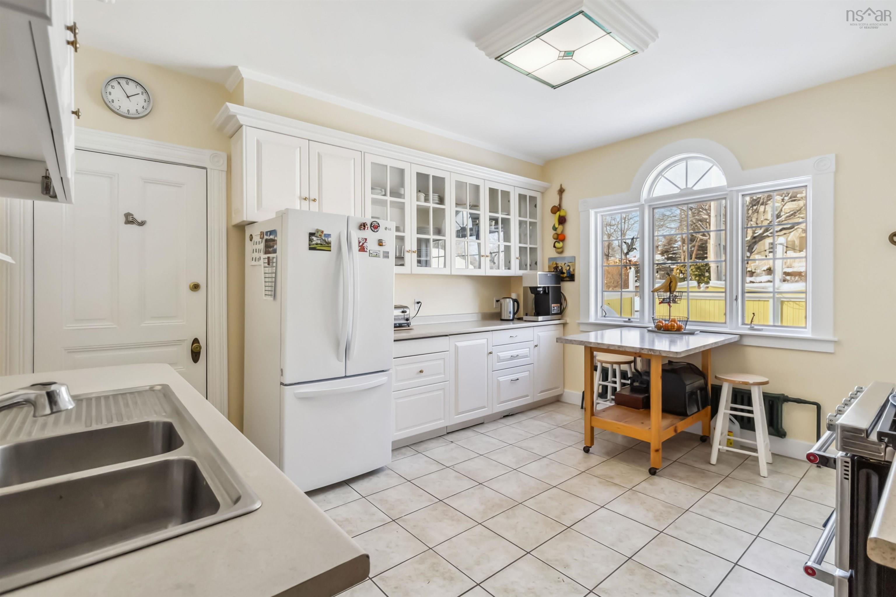 $1,399,000.00: 66 McDonald Street, Lunenburg