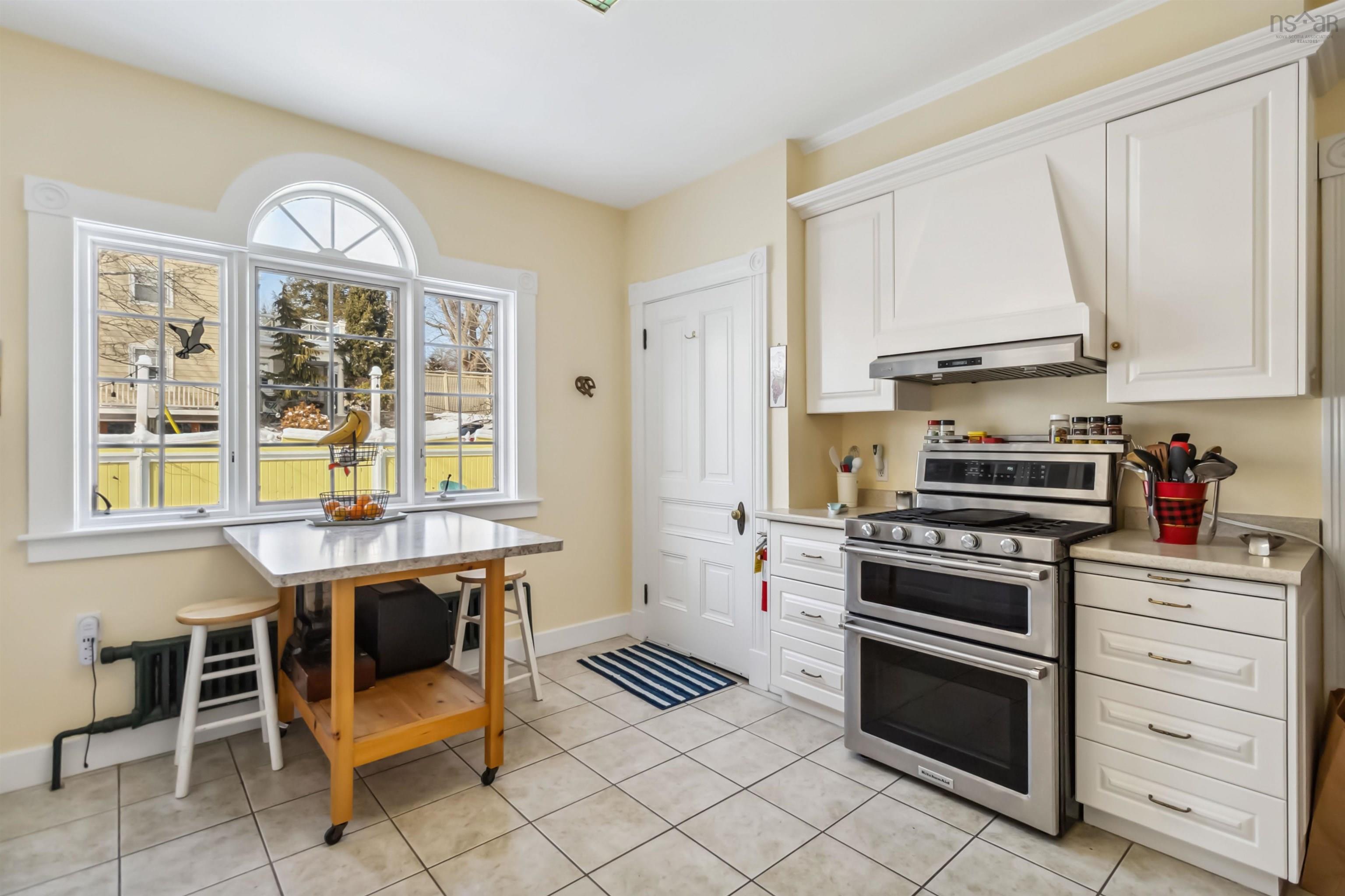 $1,399,000.00: 66 McDonald Street, Lunenburg