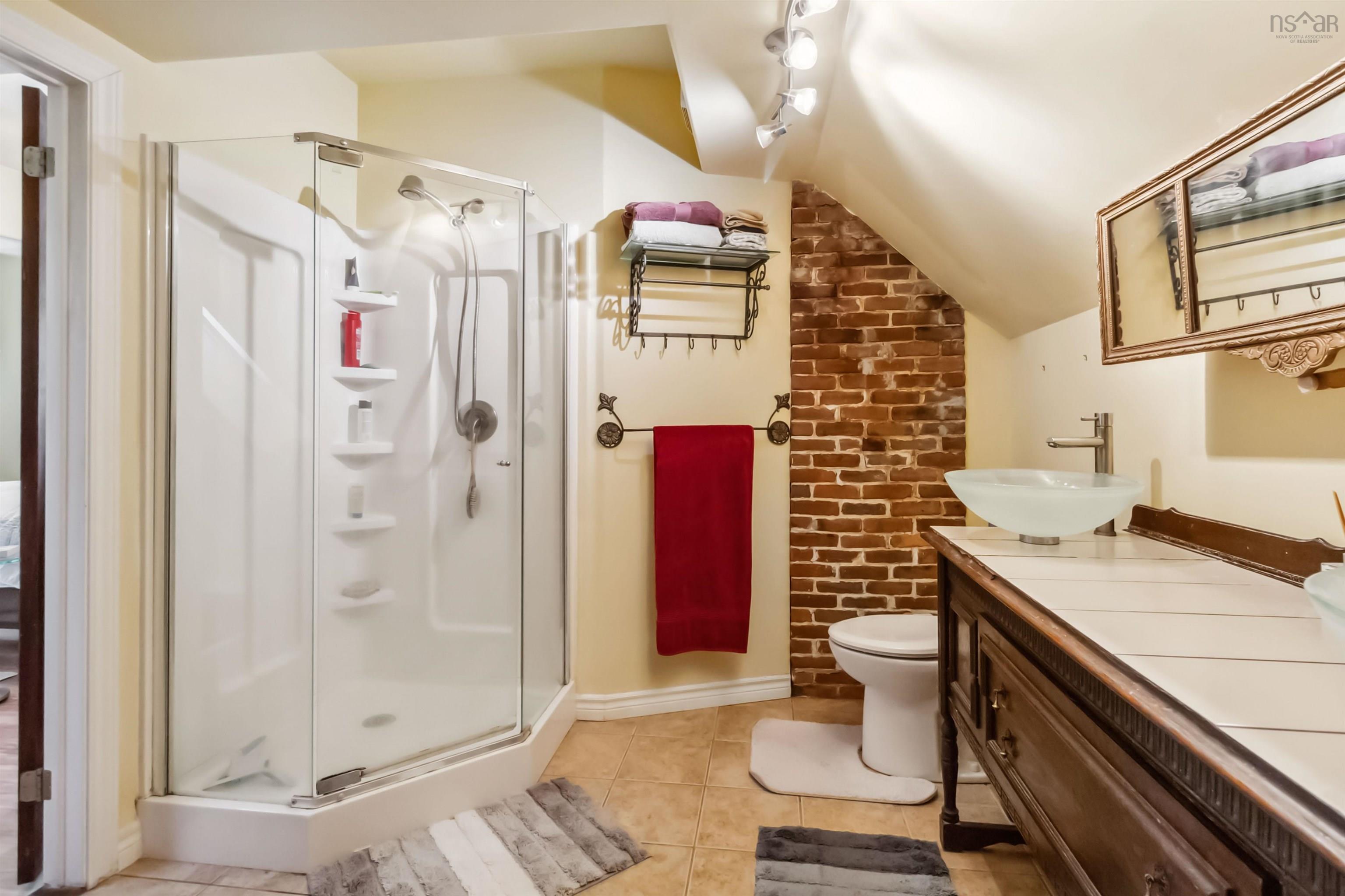 $1,399,000.00: 66 McDonald Street, Lunenburg