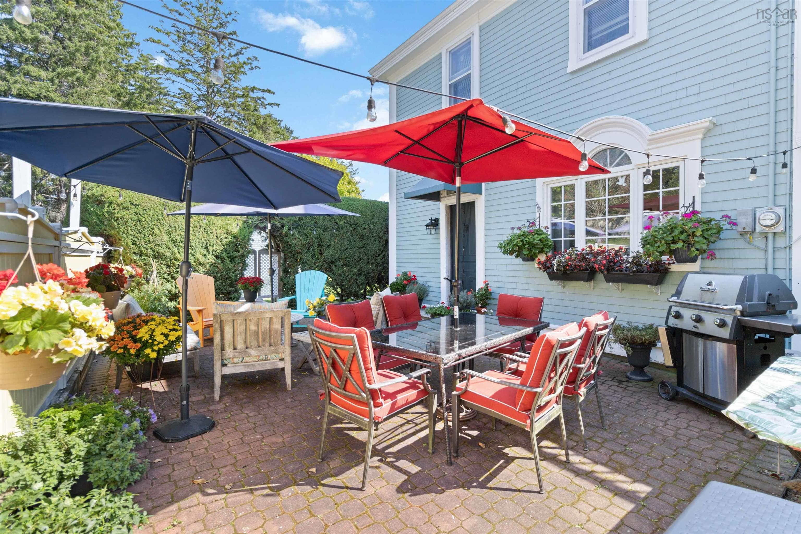 $1,399,000.00: 66 McDonald Street, Lunenburg