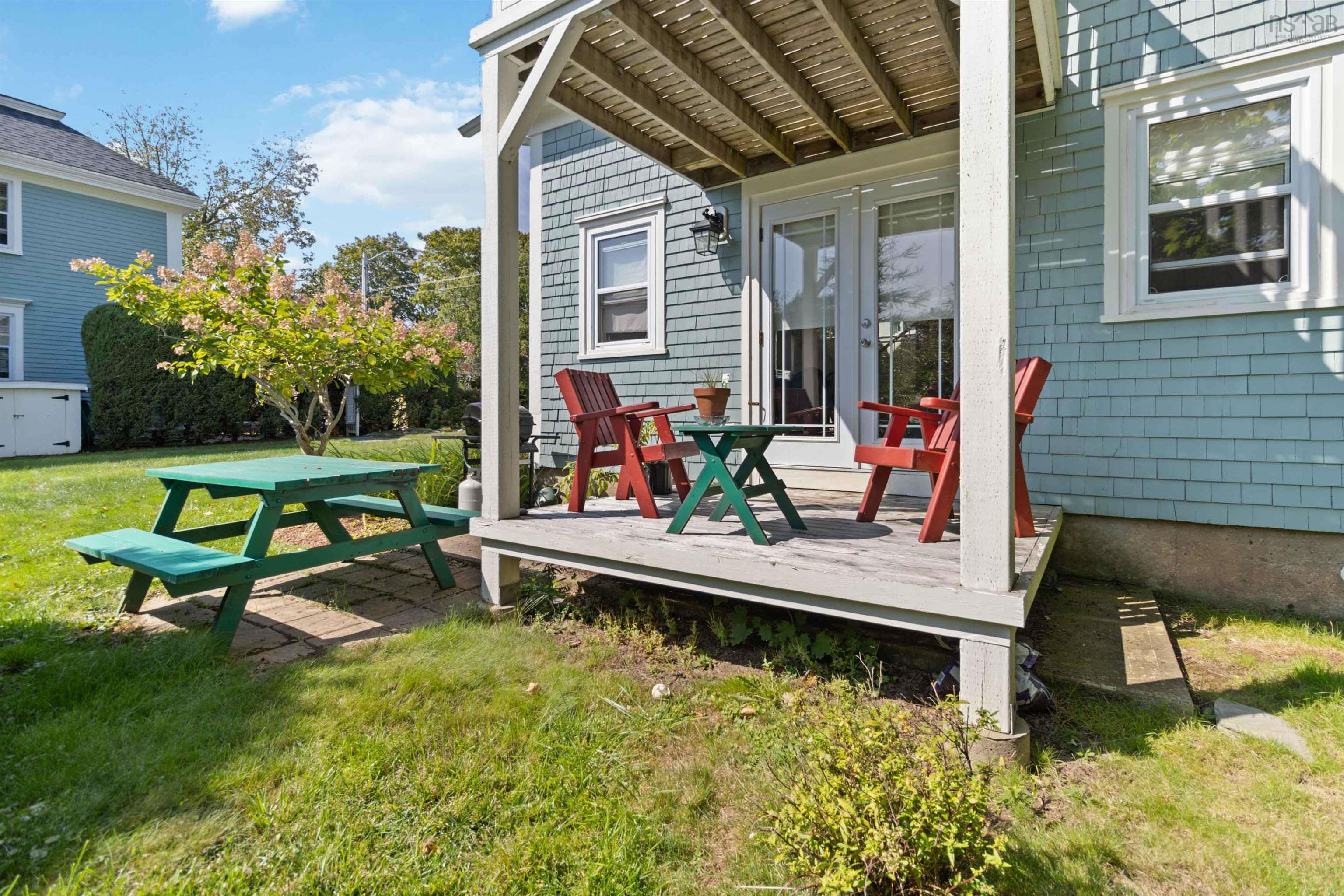 $1,399,000.00: 66 McDonald Street, Lunenburg