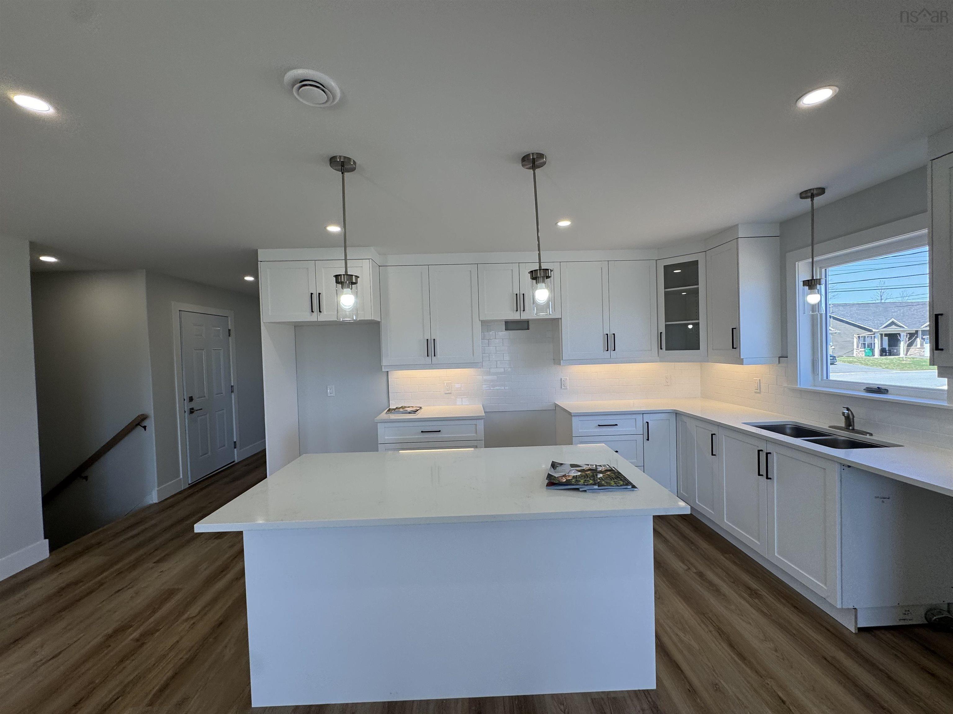 $685,000.00: 5 Goldenrod Court, Falmouth