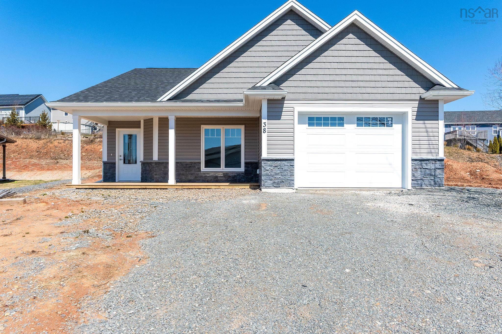 38 Leaside Court, Port Williams, NS (MLS® 202517101) | Port Williams Real Estate | RE/MAX Halifax