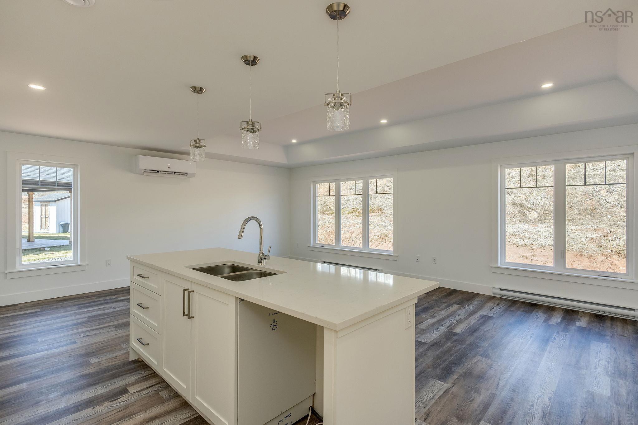 $559,900.00: 38 Leaside Court, Port Williams
