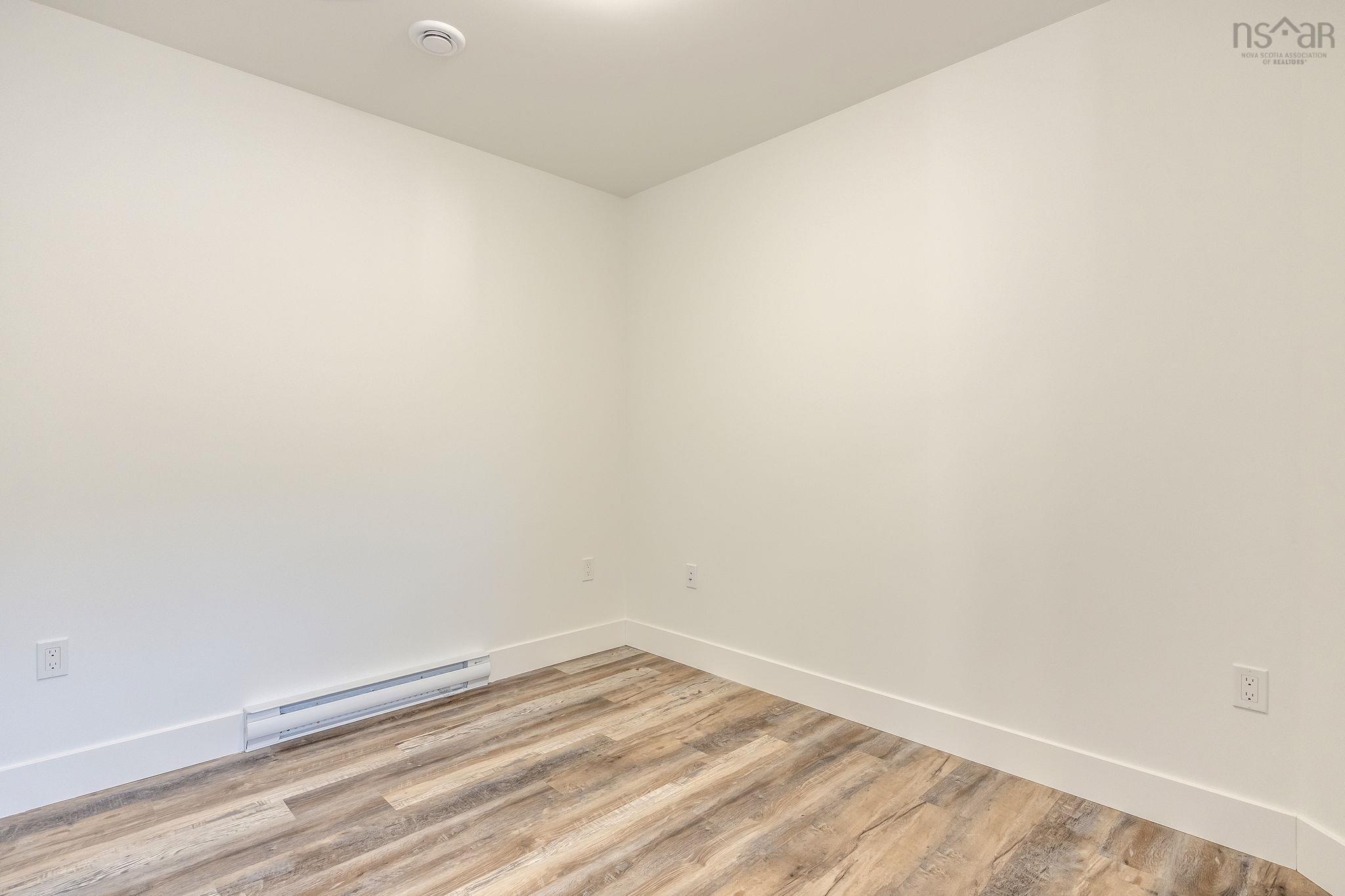 $559,900.00: 38 Leaside Court, Port Williams