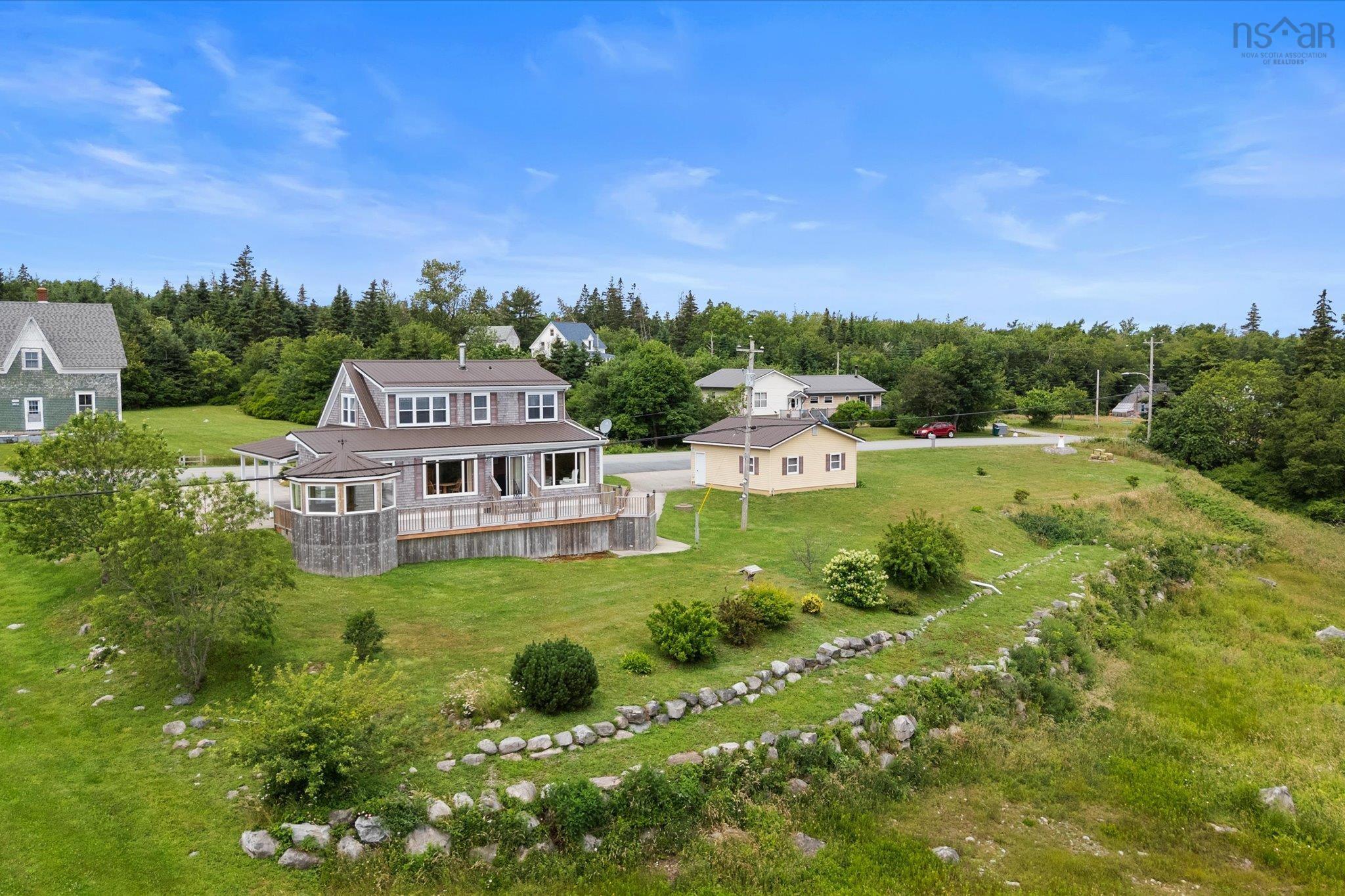 $499,500.00: 3384 Sandy Point Road, Jordan Bay