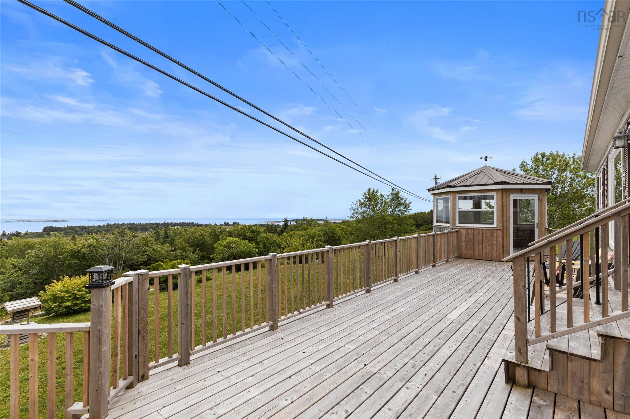 $499,500.00: 3384 Sandy Point Road, Jordan Bay