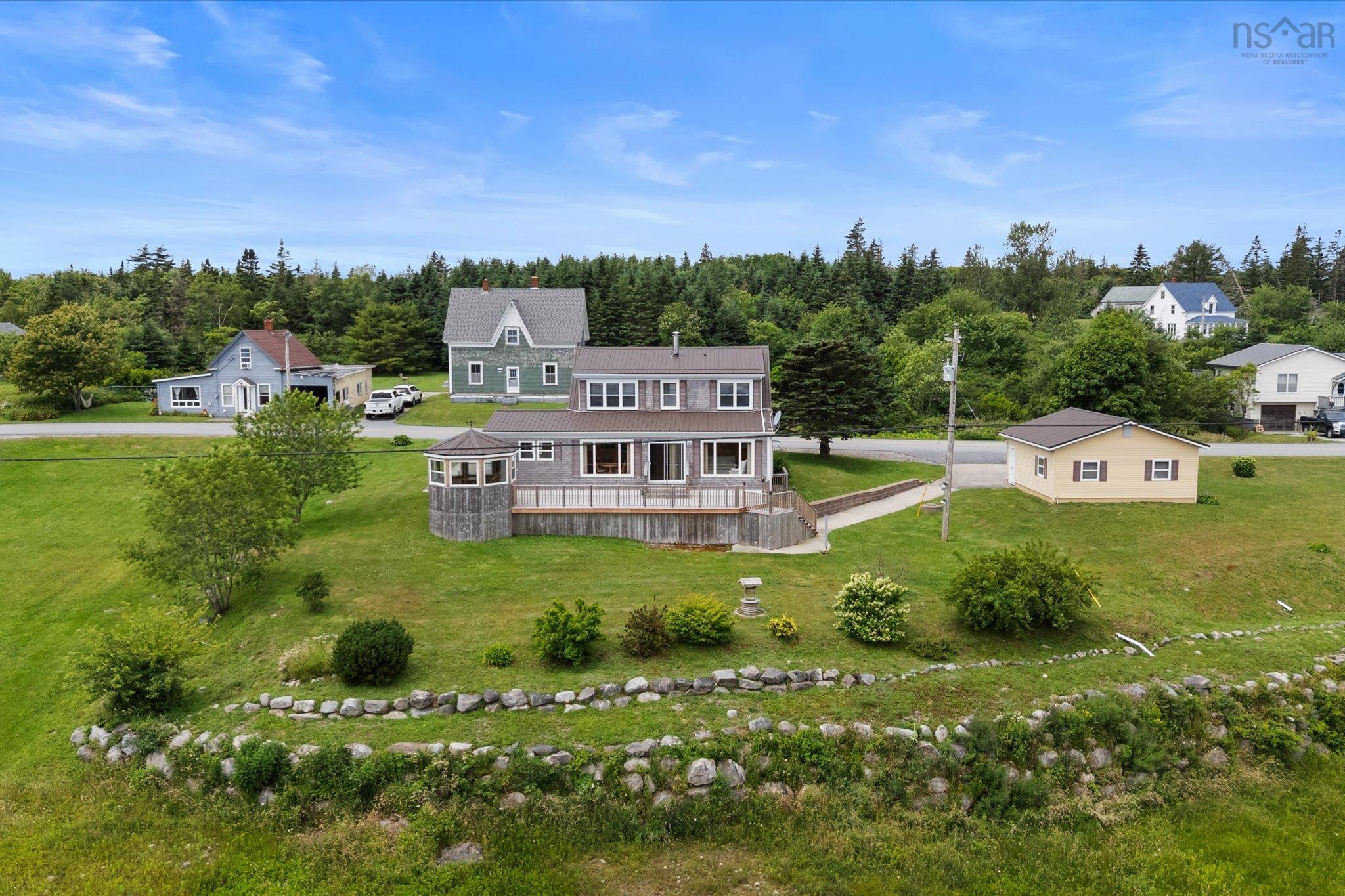 $499,500.00: 3384 Sandy Point Road, Jordan Bay