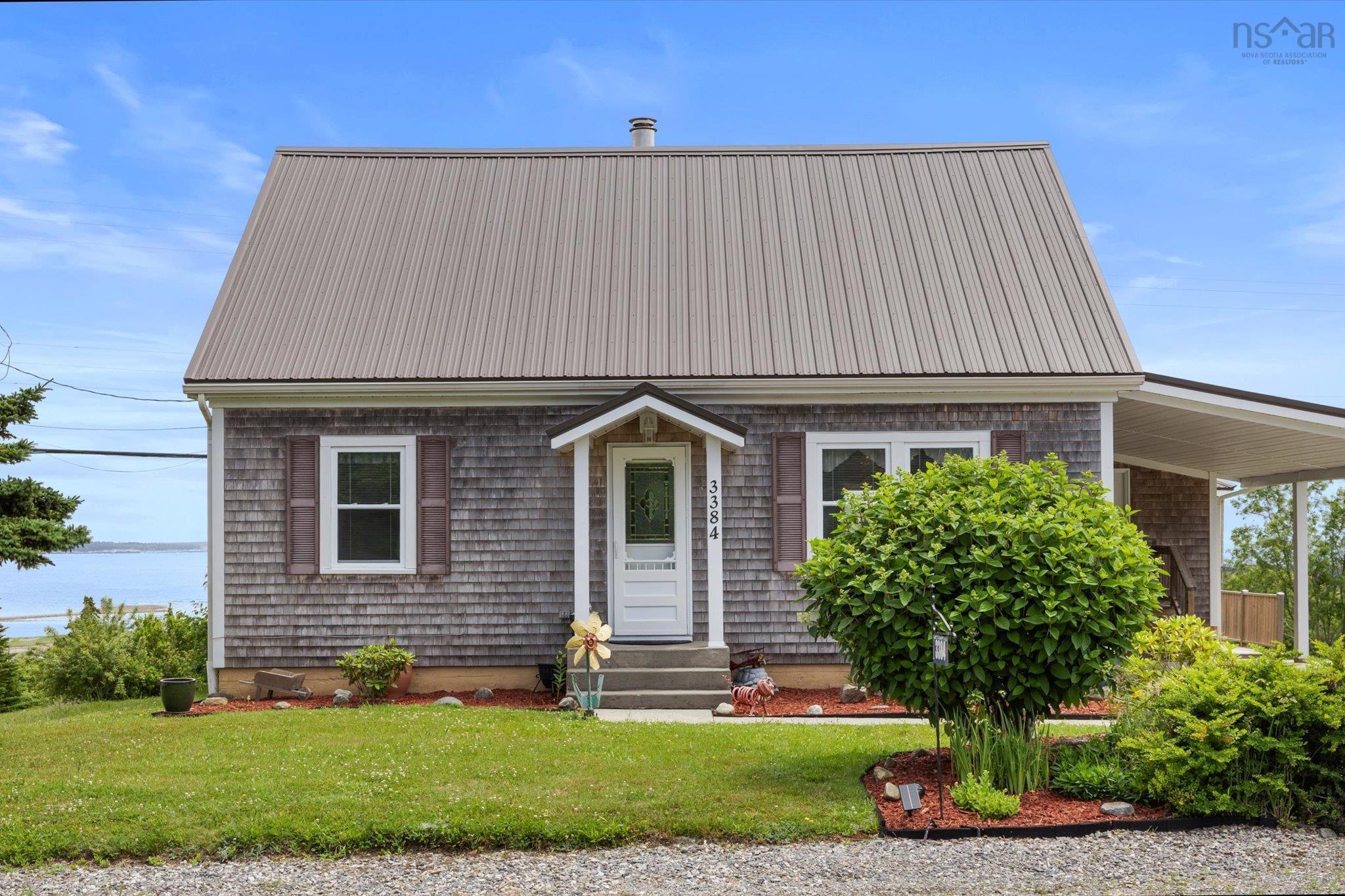 $499,500.00: 3384 Sandy Point Road, Jordan Bay