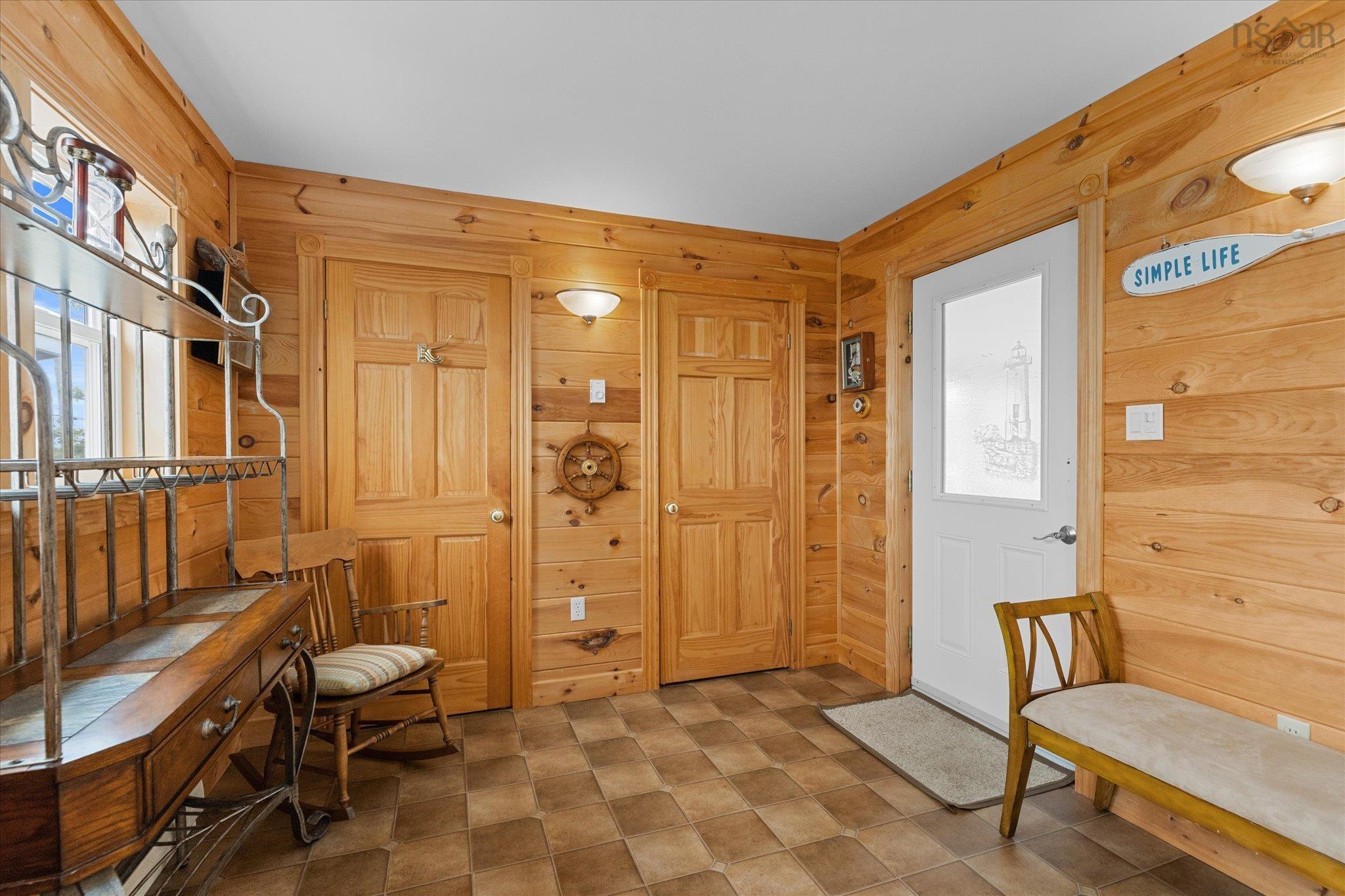 $499,500.00: 3384 Sandy Point Road, Jordan Bay