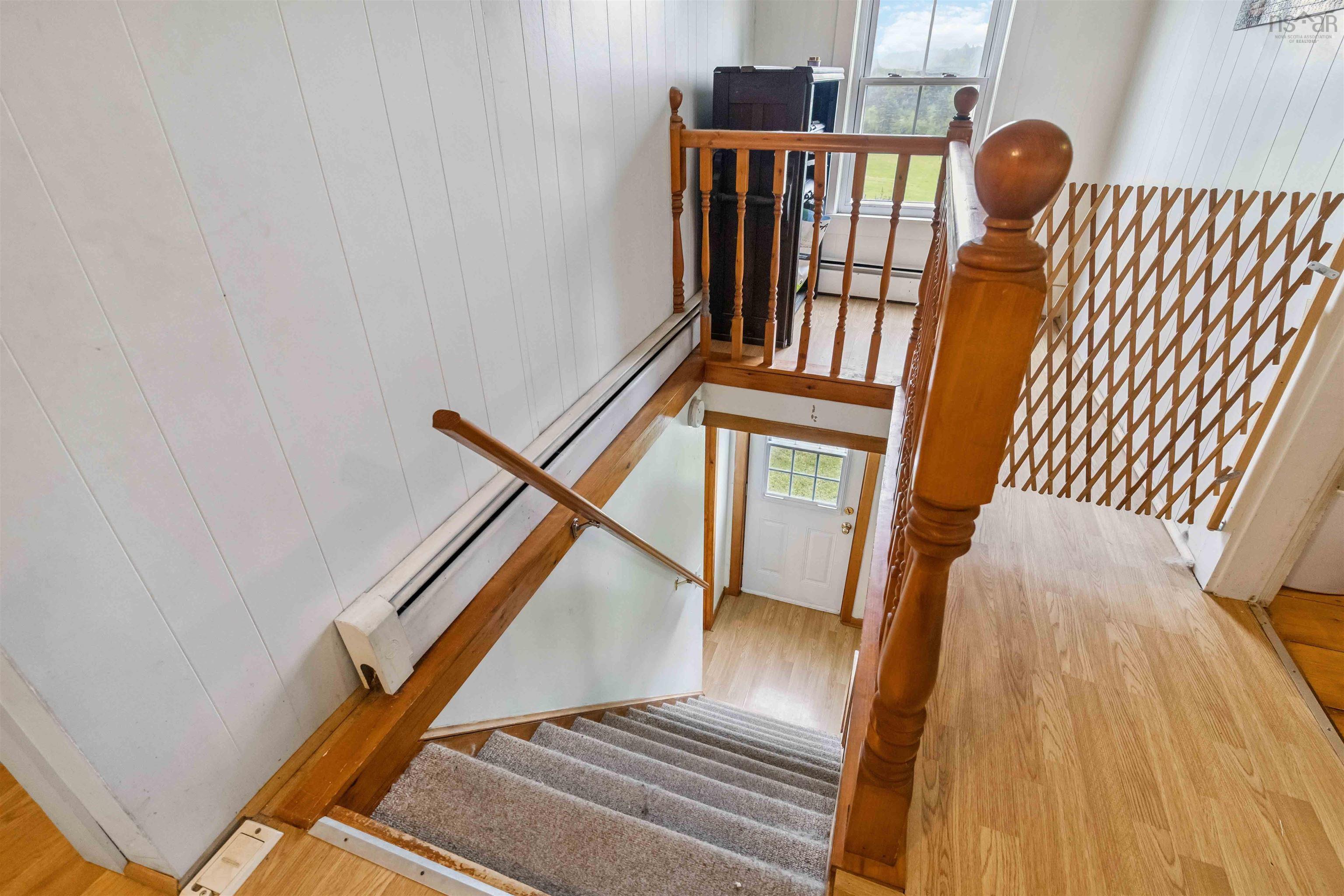 $549,900.00: 417 Penney Road, Upper Northfield