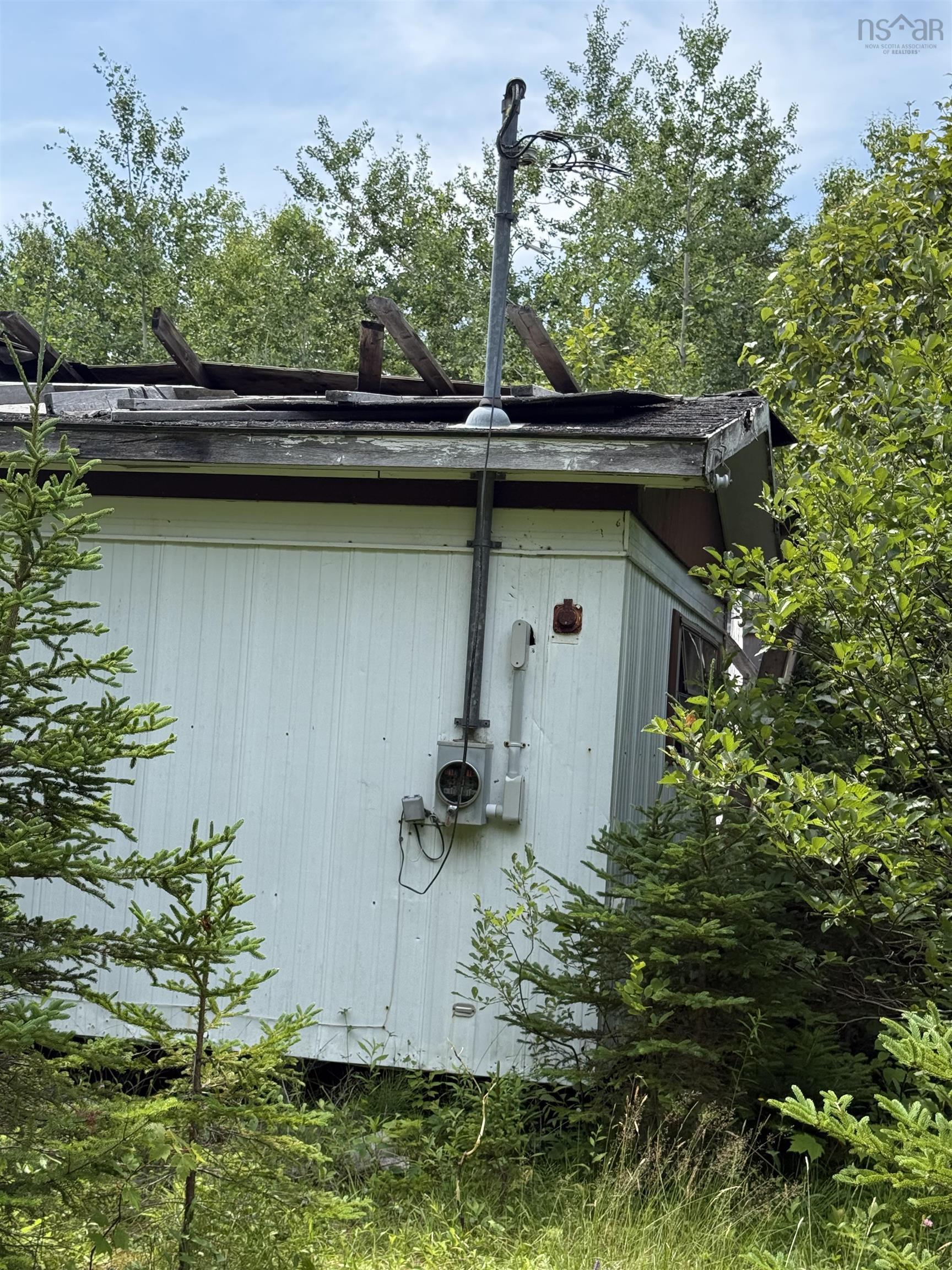 $95,000.00: 5569 Highway 105 Highway, Port Bevis