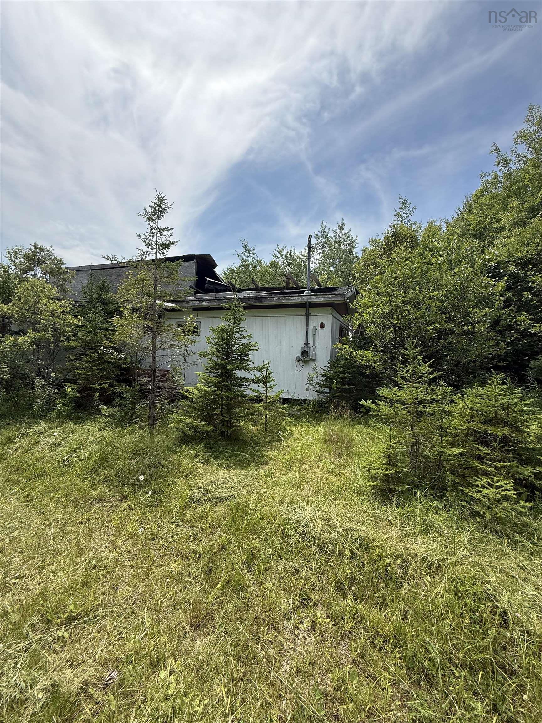 $95,000.00: 5569 Highway 105 Highway, Port Bevis