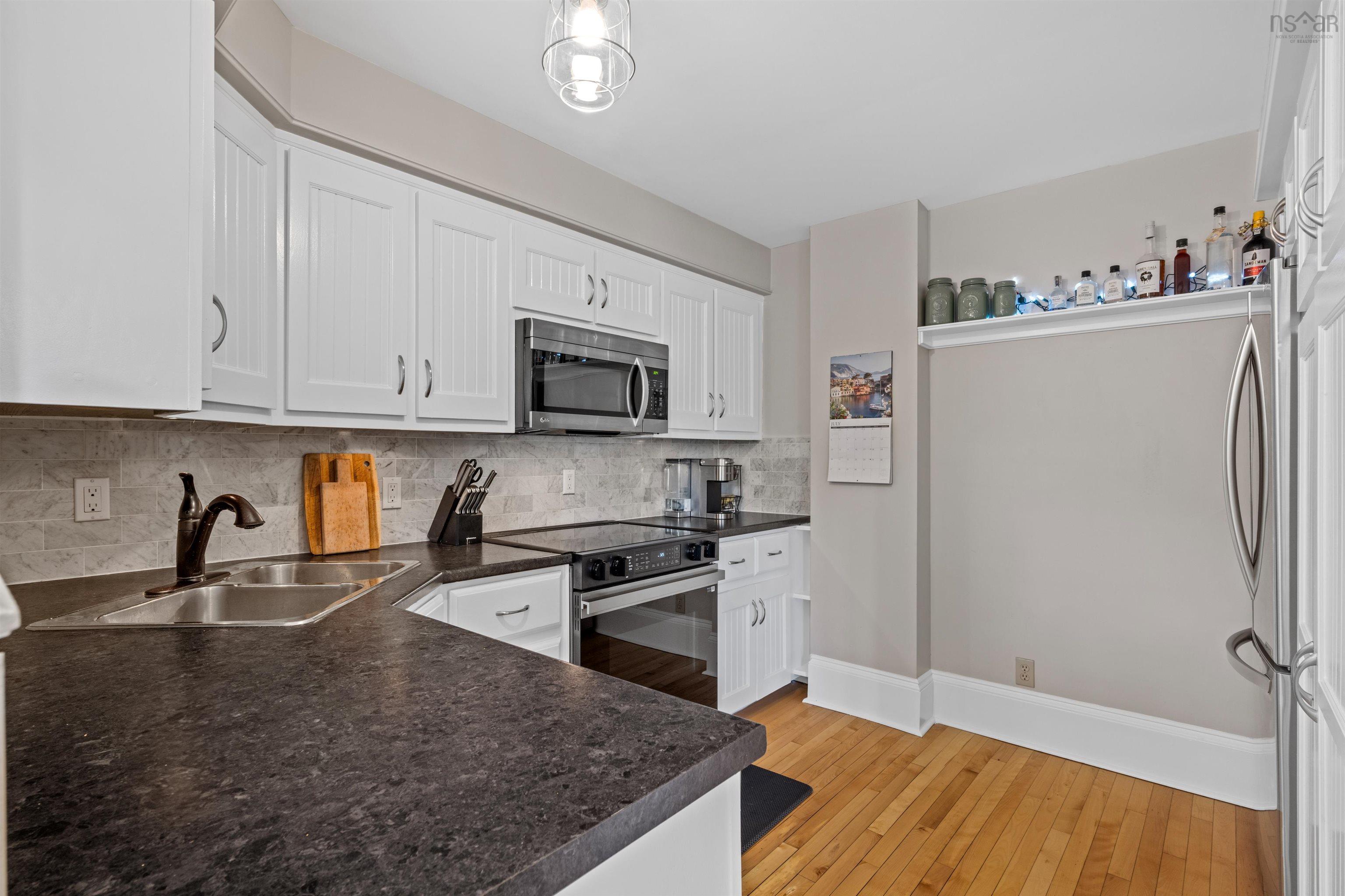 $579,900.00: 153 Pleasant Street, Bridgewater