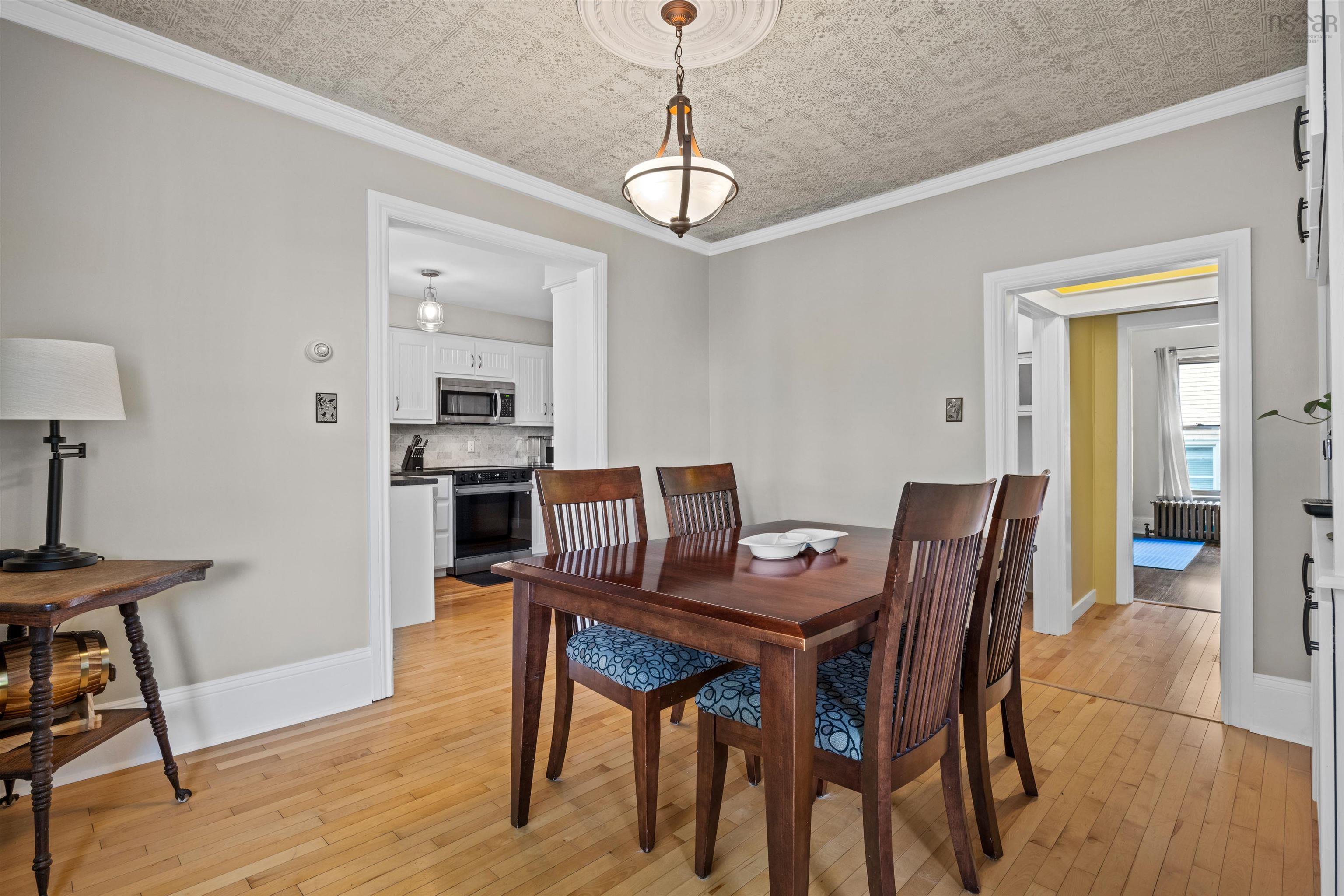 $579,900.00: 153 Pleasant Street, Bridgewater