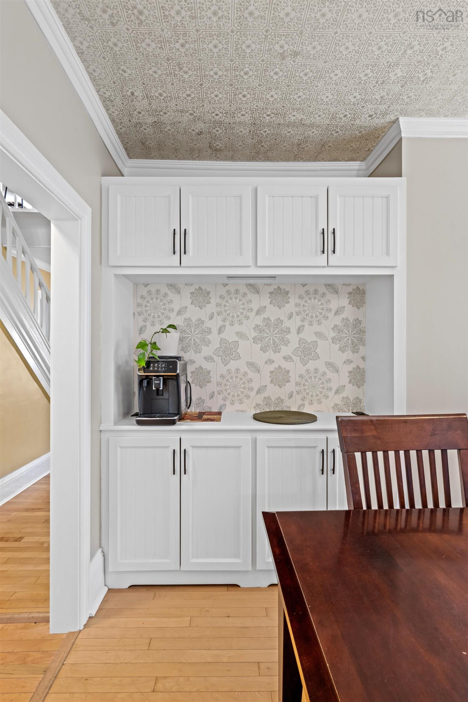 $579,900.00: 153 Pleasant Street, Bridgewater