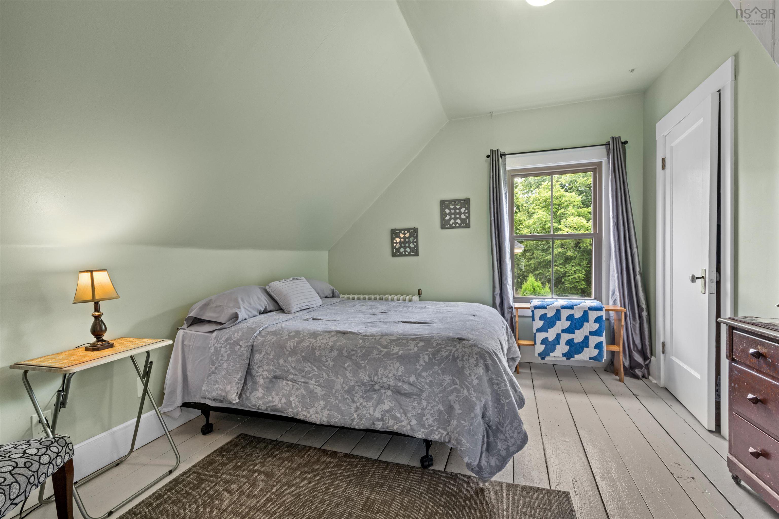 $579,900.00: 153 Pleasant Street, Bridgewater