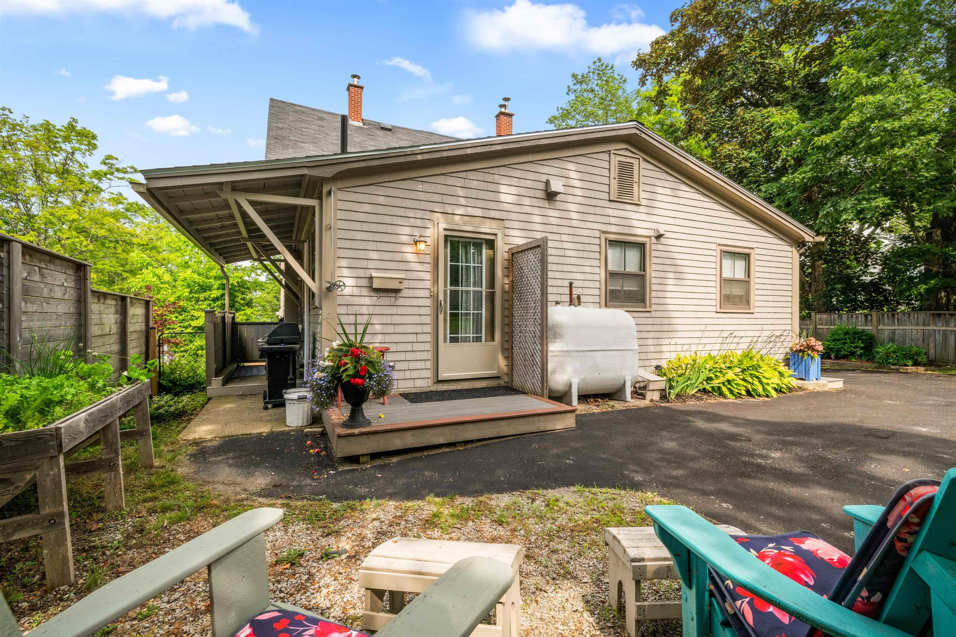 $579,900.00: 153 Pleasant Street, Bridgewater