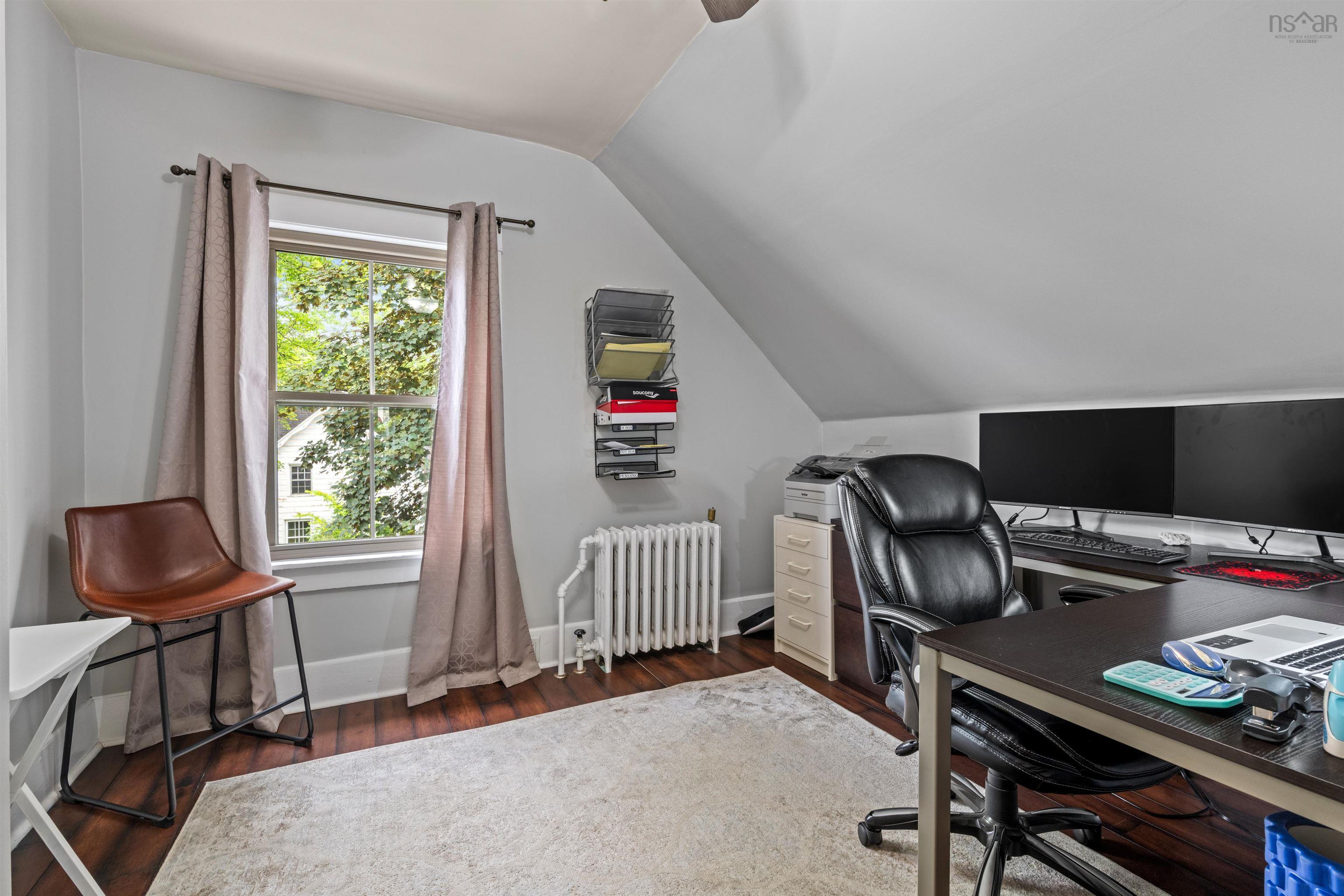 $579,900.00: 153 Pleasant Street, Bridgewater