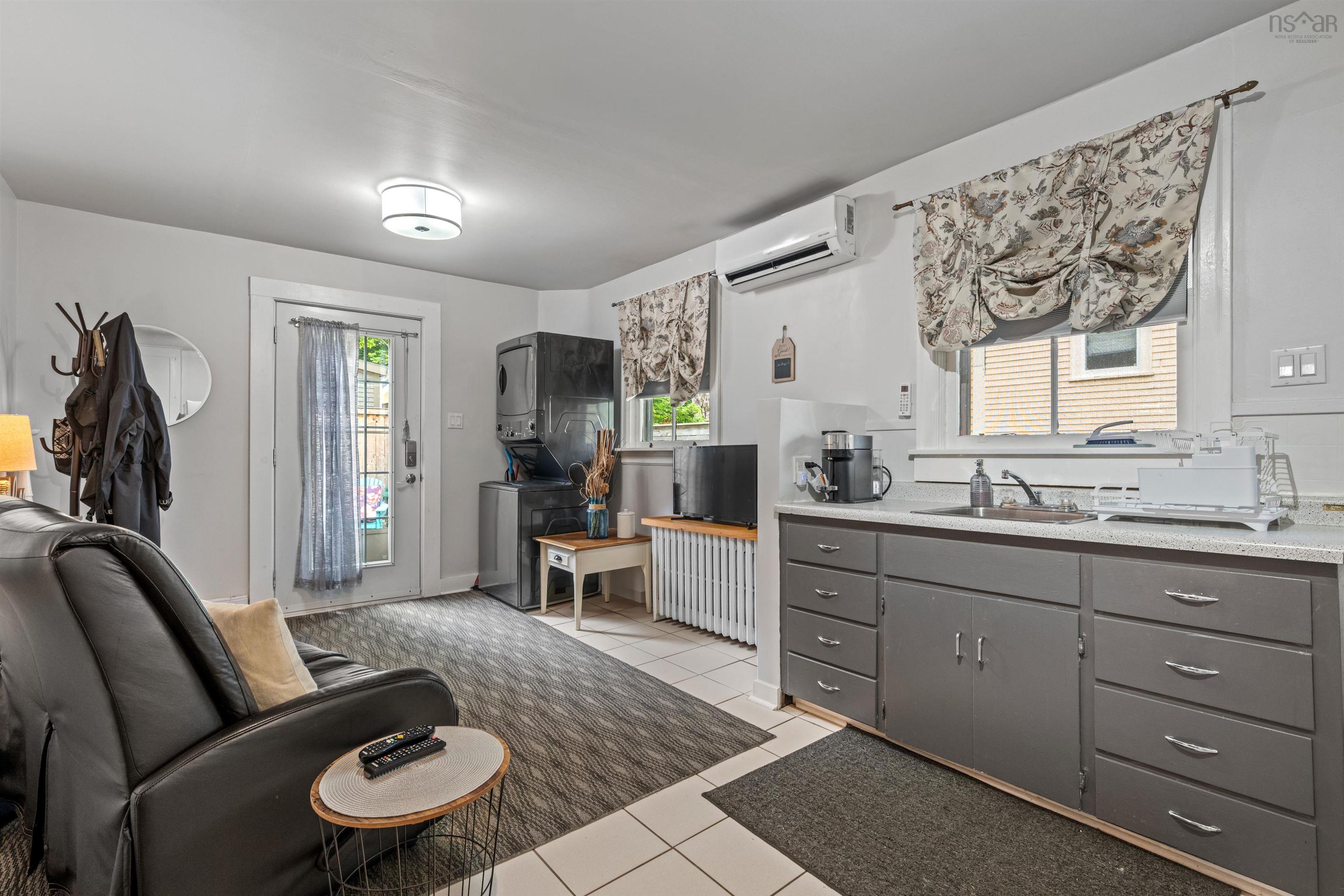 $579,900.00: 153 Pleasant Street, Bridgewater