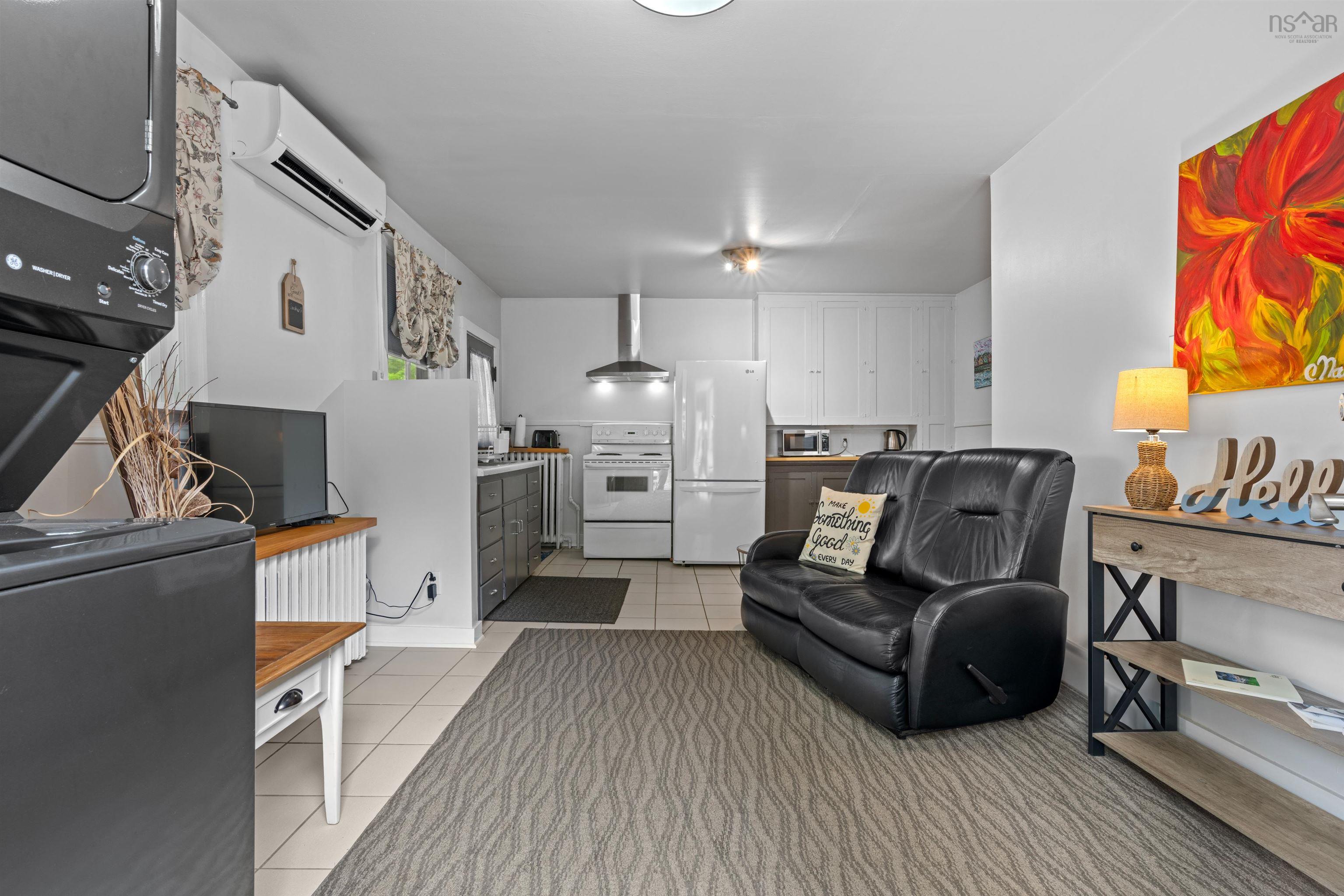 $579,900.00: 153 Pleasant Street, Bridgewater