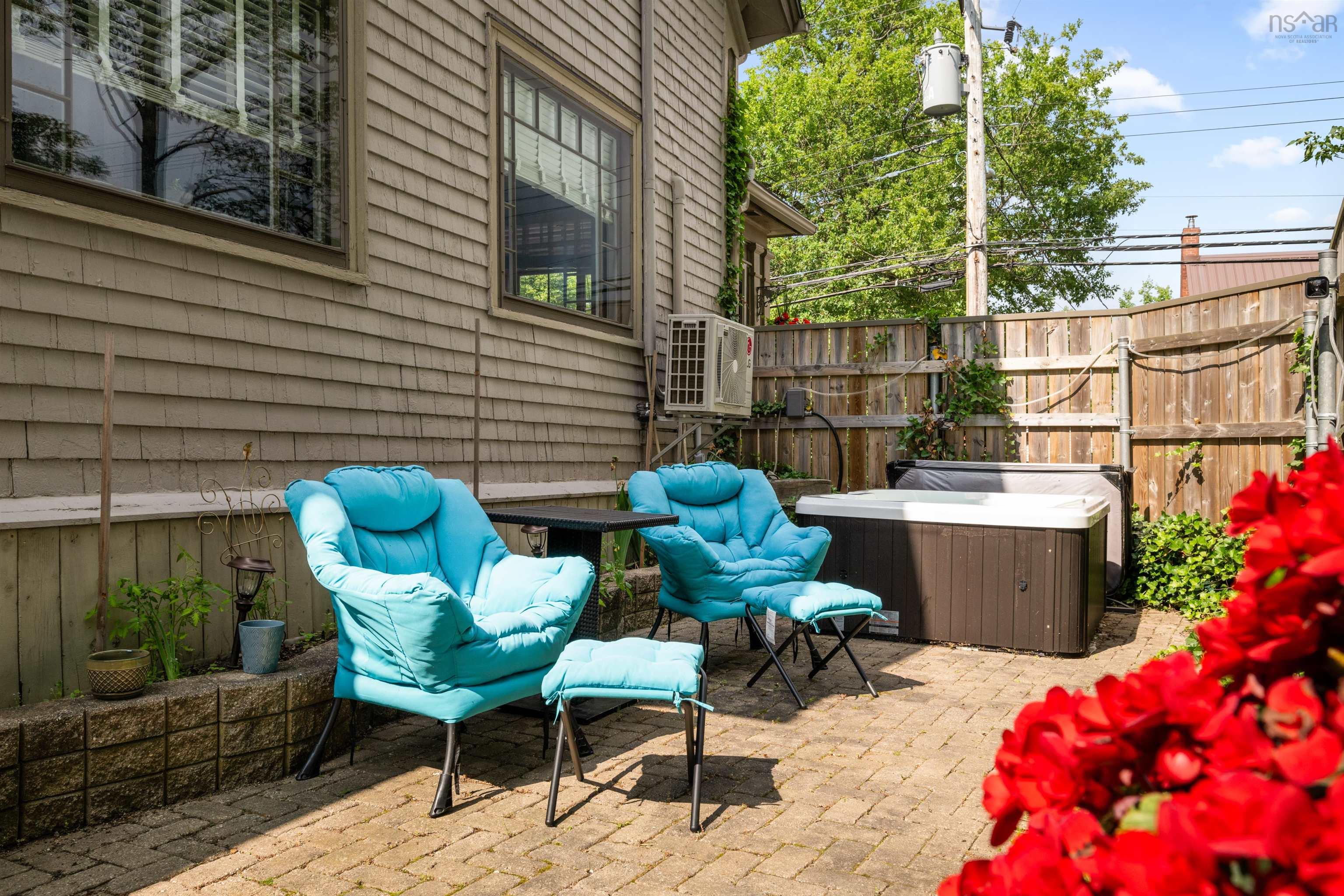 $579,900.00: 153 Pleasant Street, Bridgewater