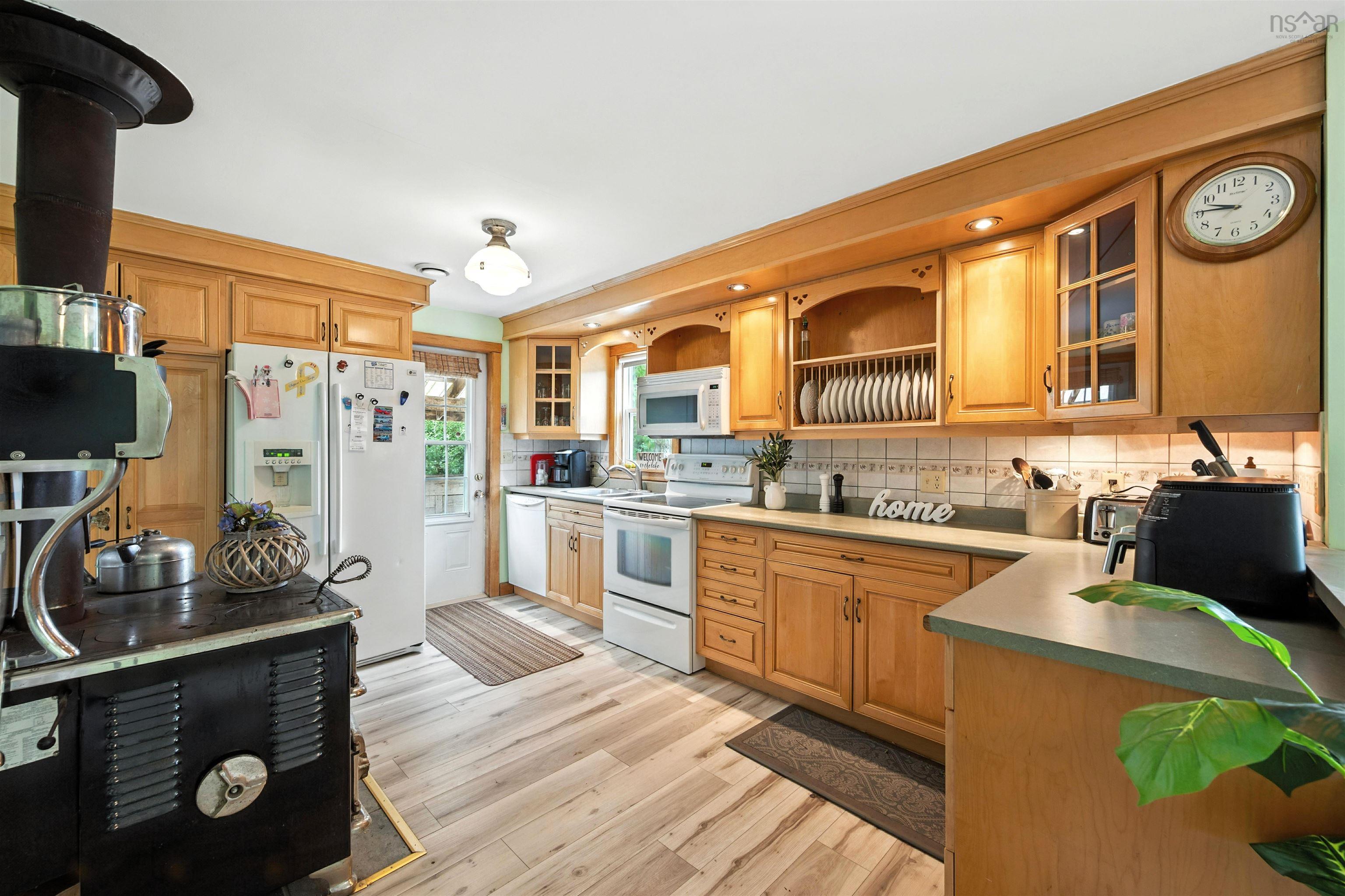 $680,000.00: 139 Smeltzer Road, Upper Vaughan