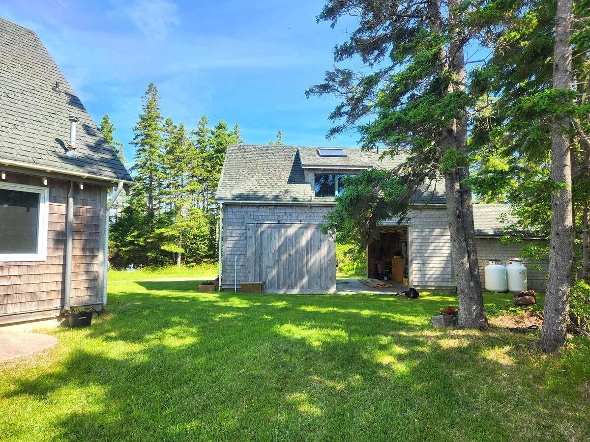 $639,000.00: 56 Johnny Ben