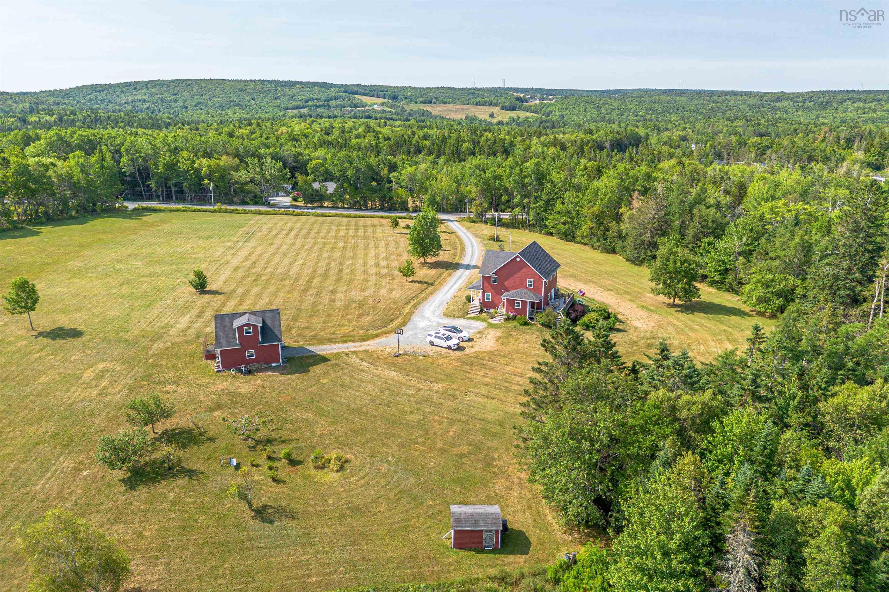 $675,000.00: 754 Greenhill Road, Greenhill