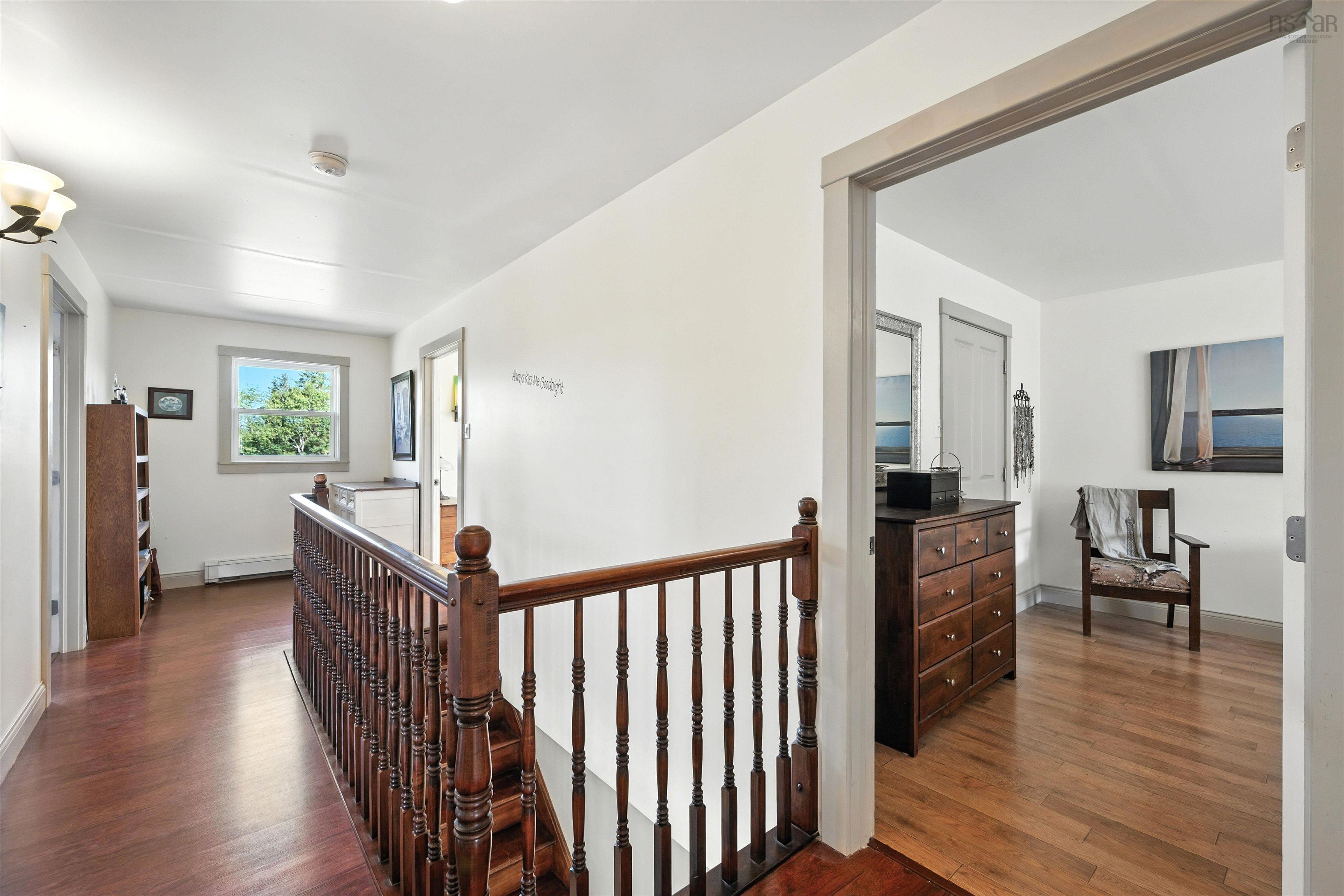 $675,000.00: 754 Greenhill Road, Greenhill