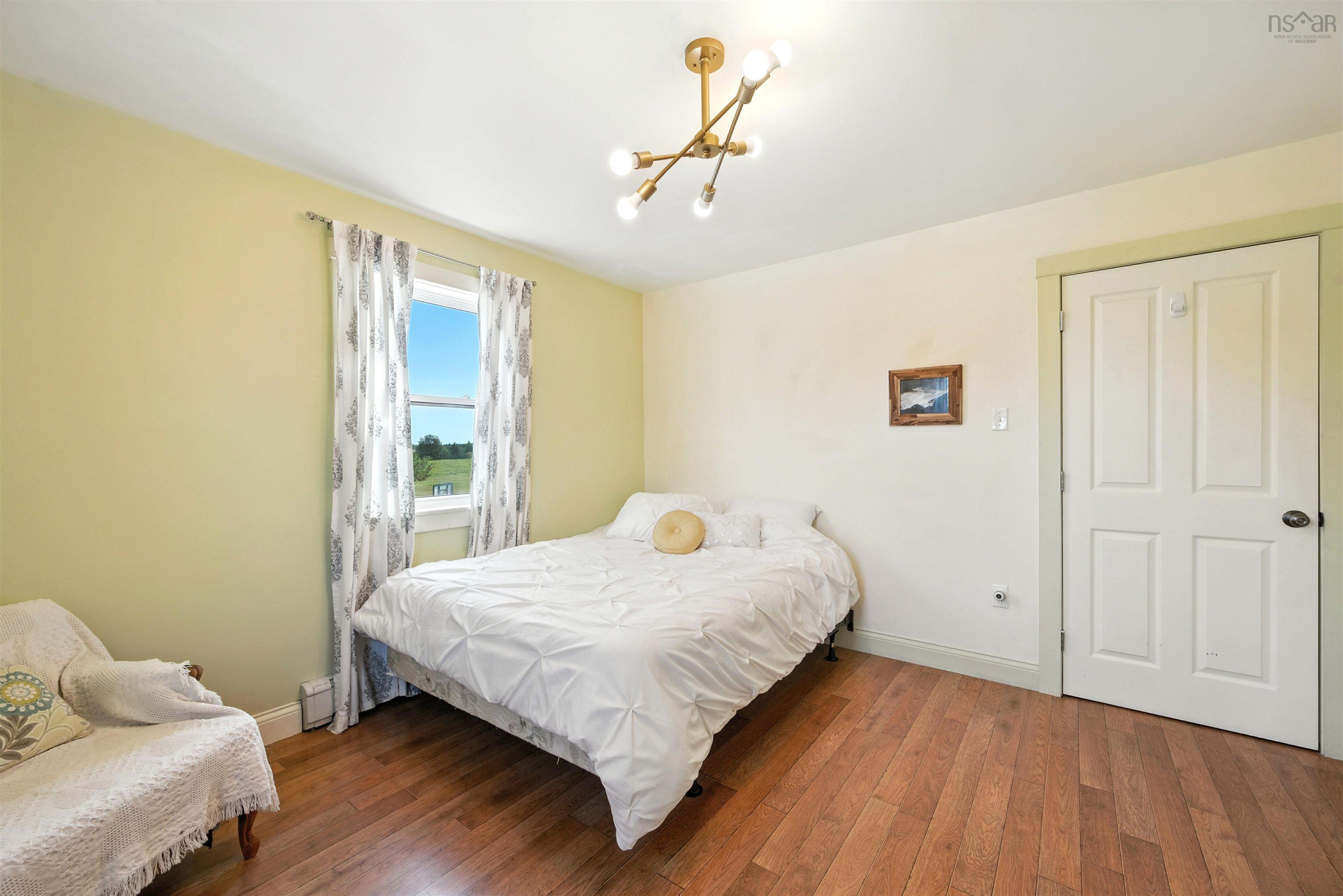 $675,000.00: 754 Greenhill Road, Greenhill