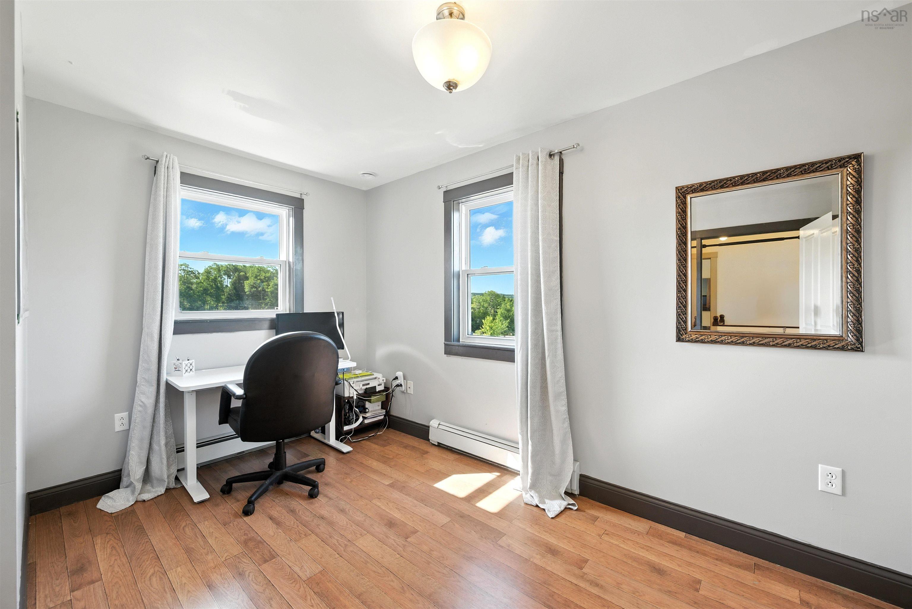 $675,000.00: 754 Greenhill Road, Greenhill