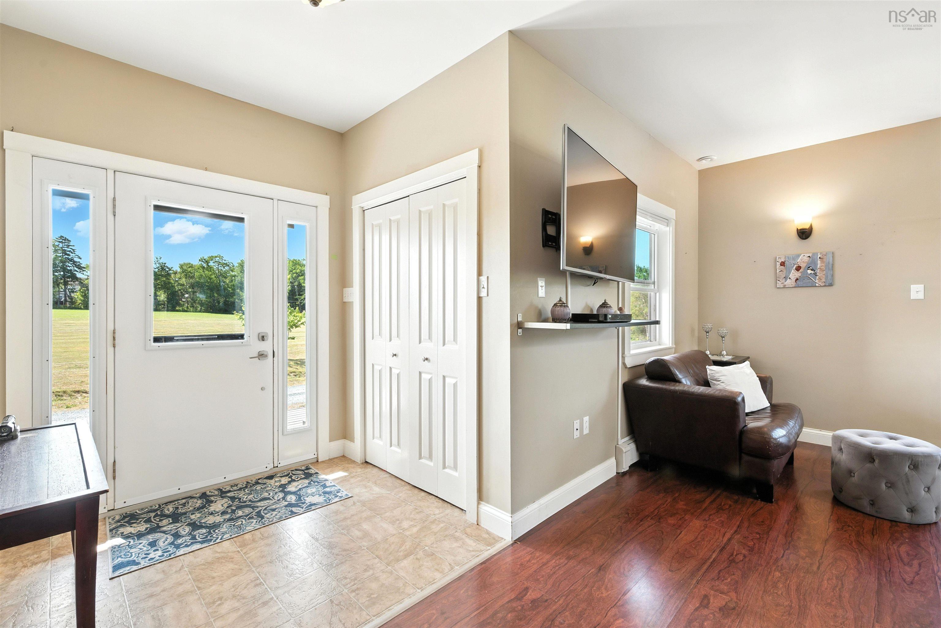 $675,000.00: 754 Greenhill Road, Greenhill