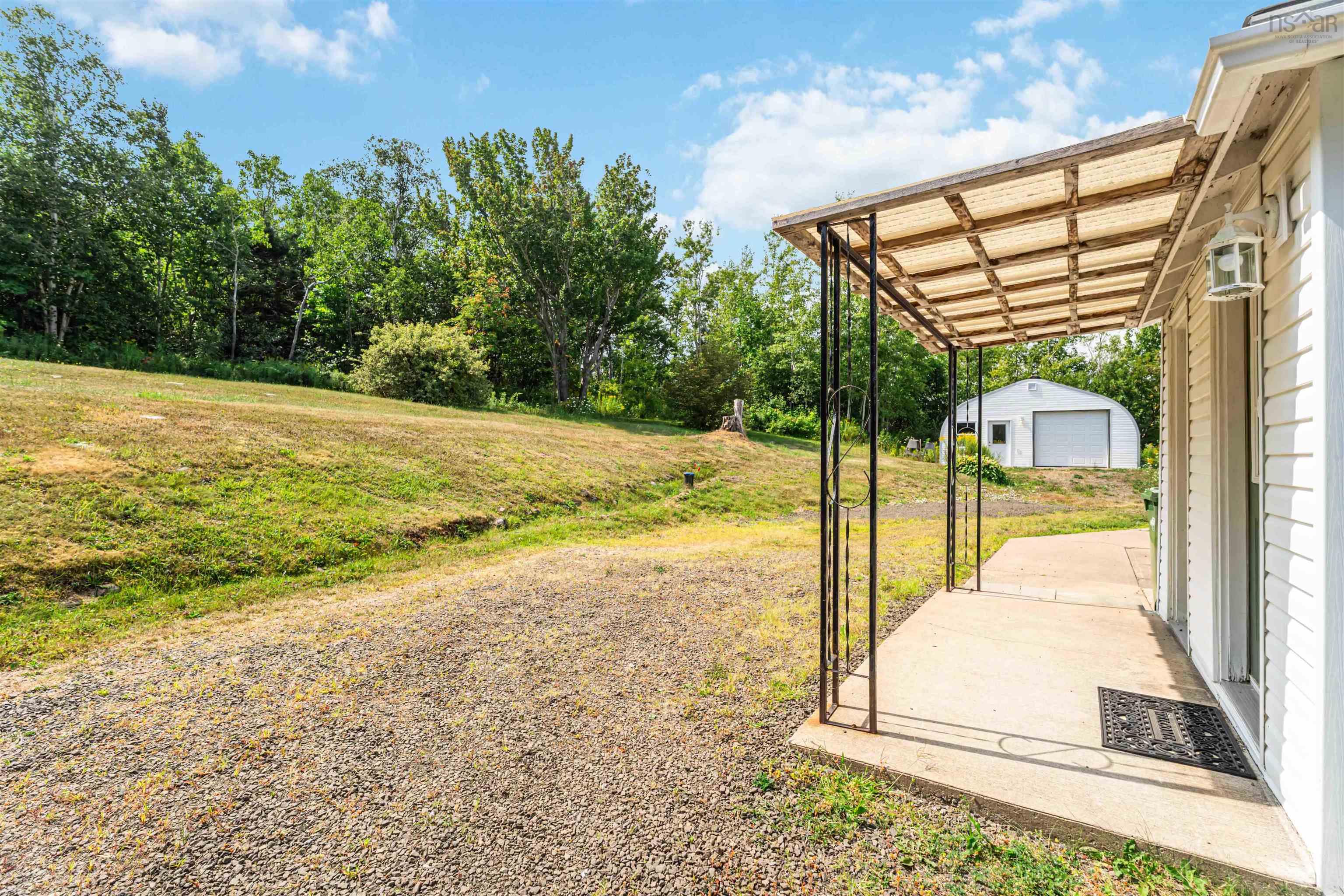 $329,000.00: 4634 Shore Road W, Parkers Cove