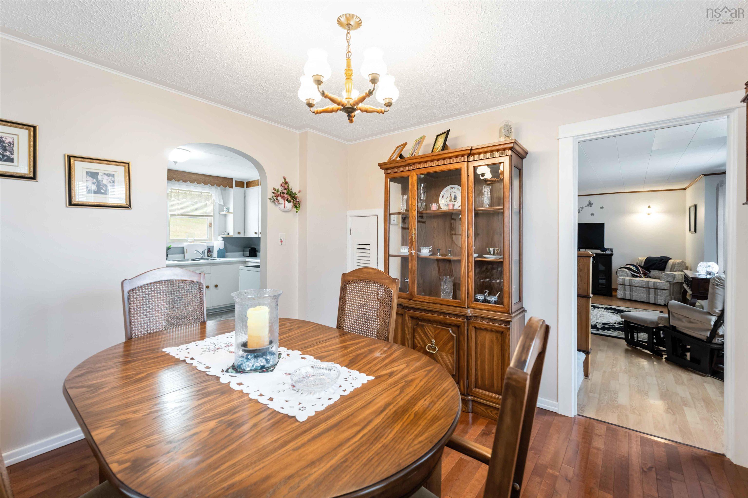 $329,000.00: 4634 Shore Road W, Parkers Cove