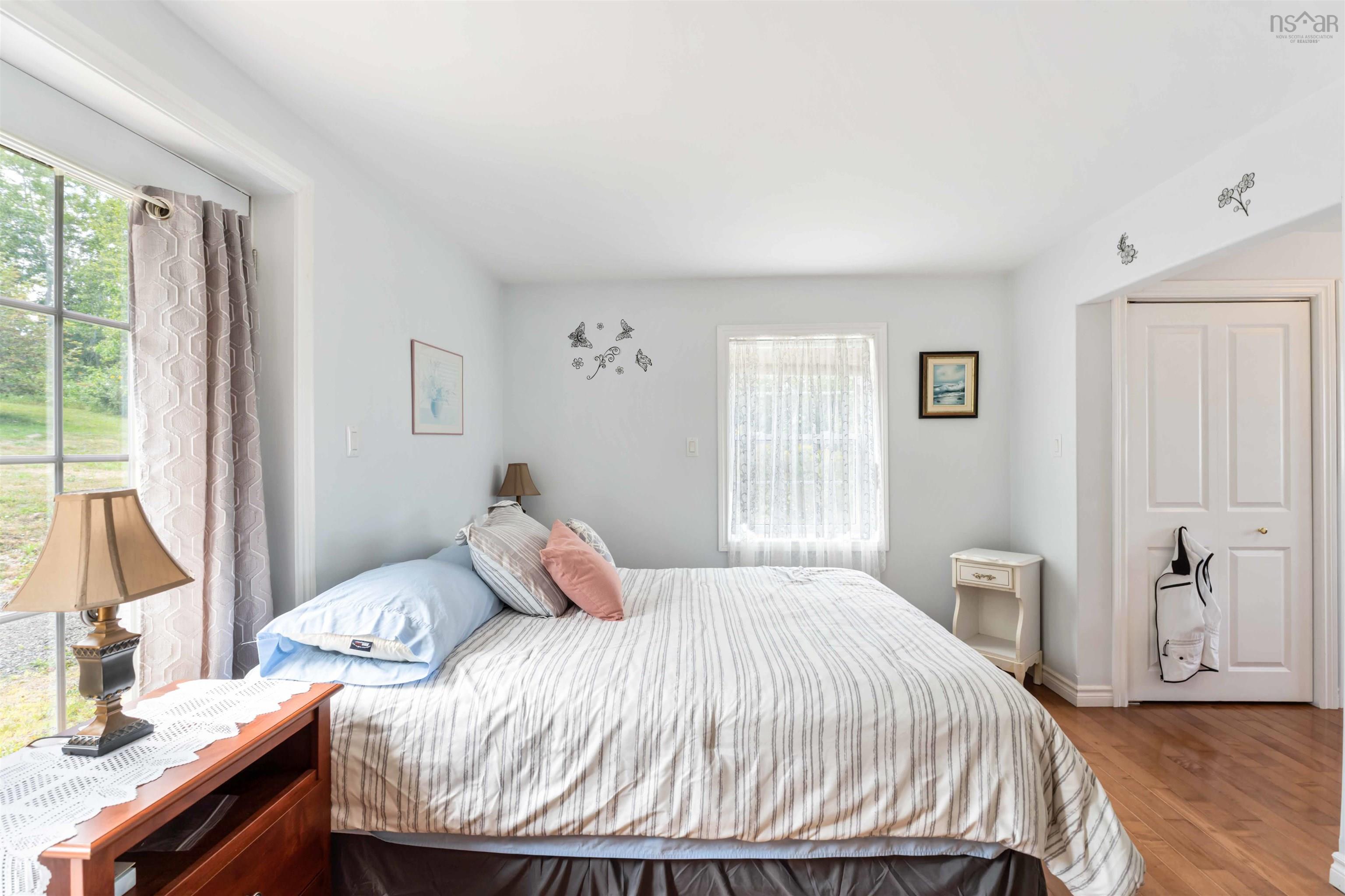 $329,000.00: 4634 Shore Road W, Parkers Cove