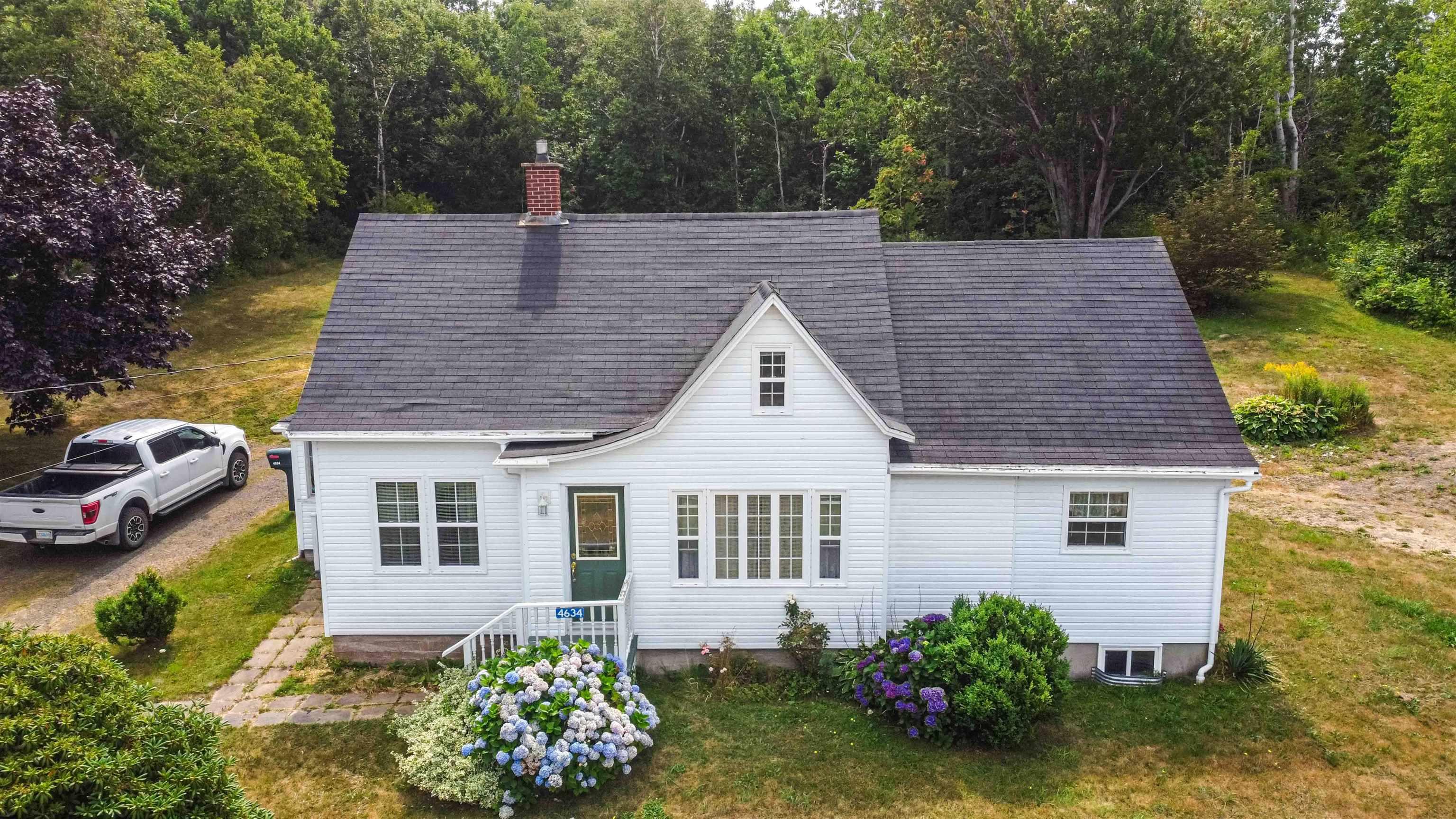 $329,000.00: 4634 Shore Road W, Parkers Cove