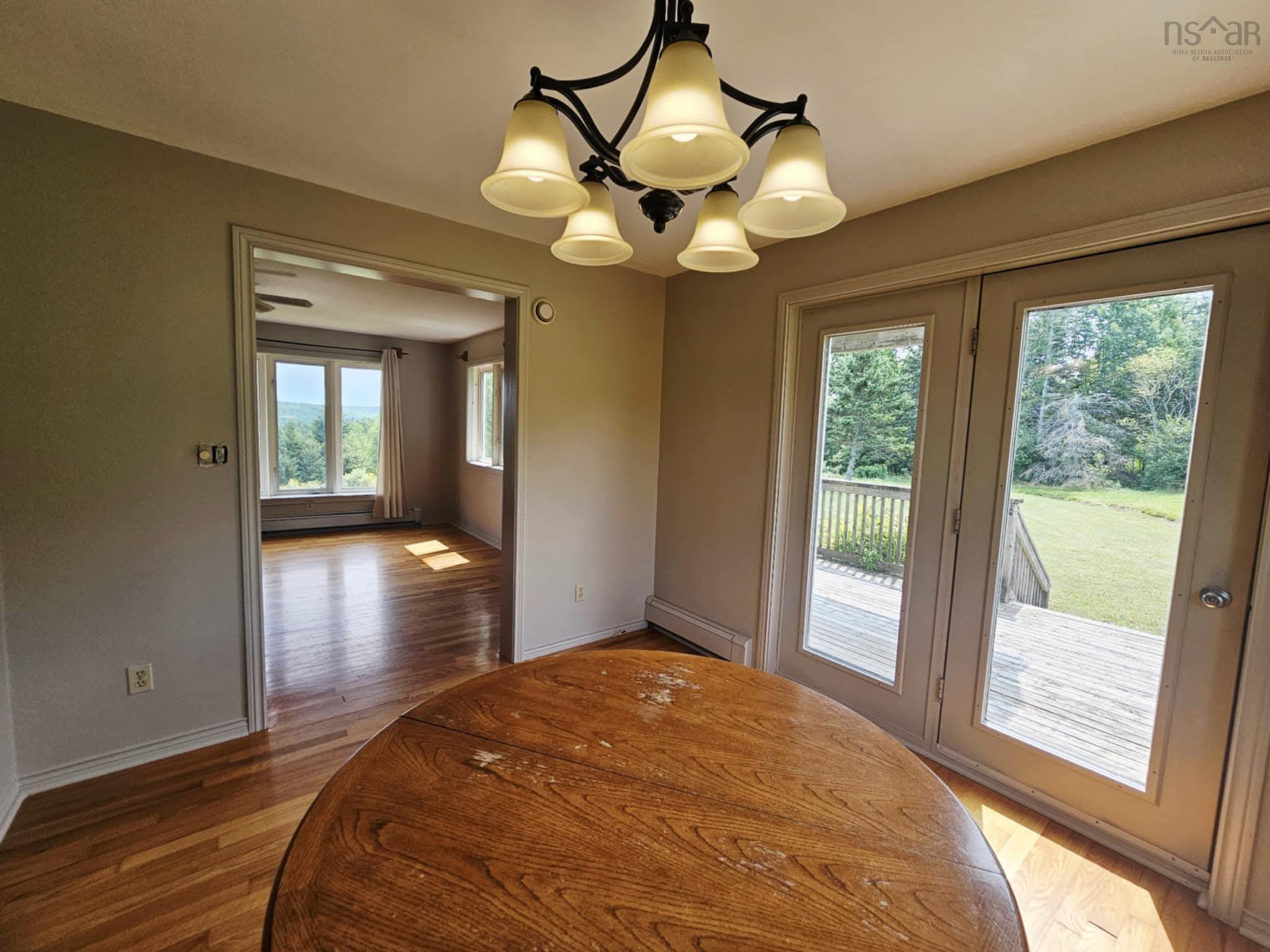 $400,000.00: 395 Mountville Road, Mountville