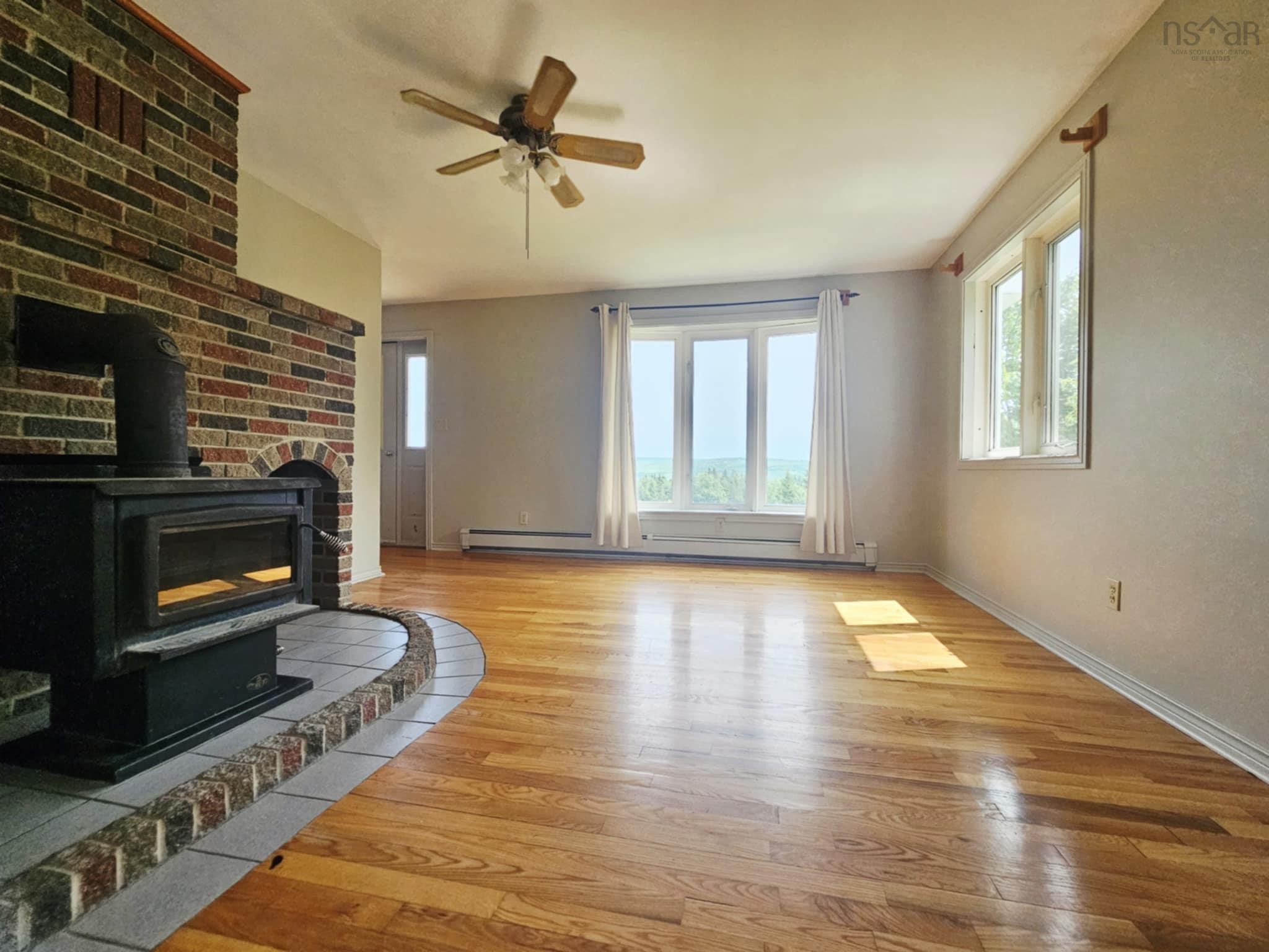 $400,000.00: 395 Mountville Road, Mountville