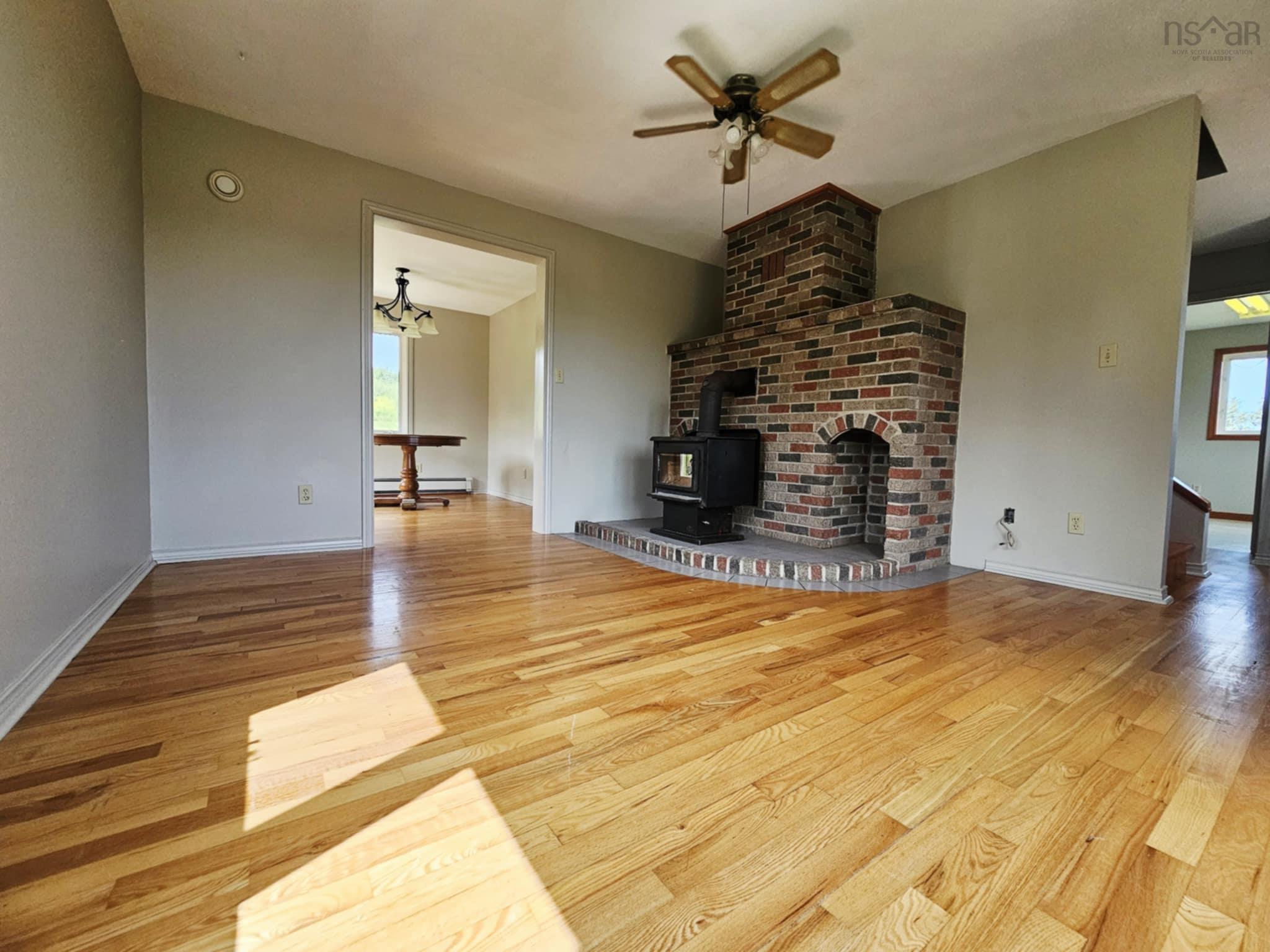 $400,000.00: 395 Mountville Road, Mountville