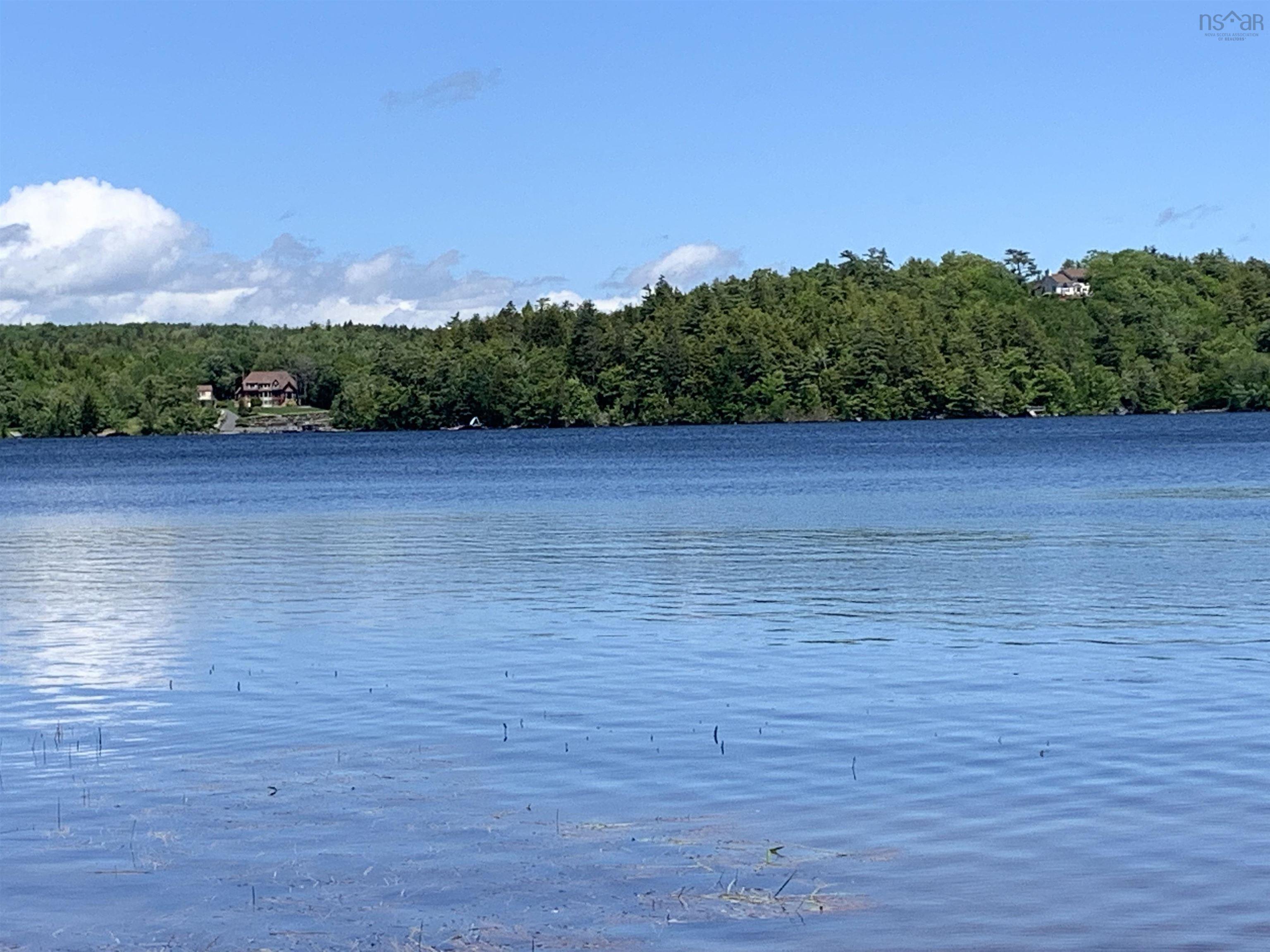 15 Cottage Lane, Windsor Junction, NS (MLS 202521027)