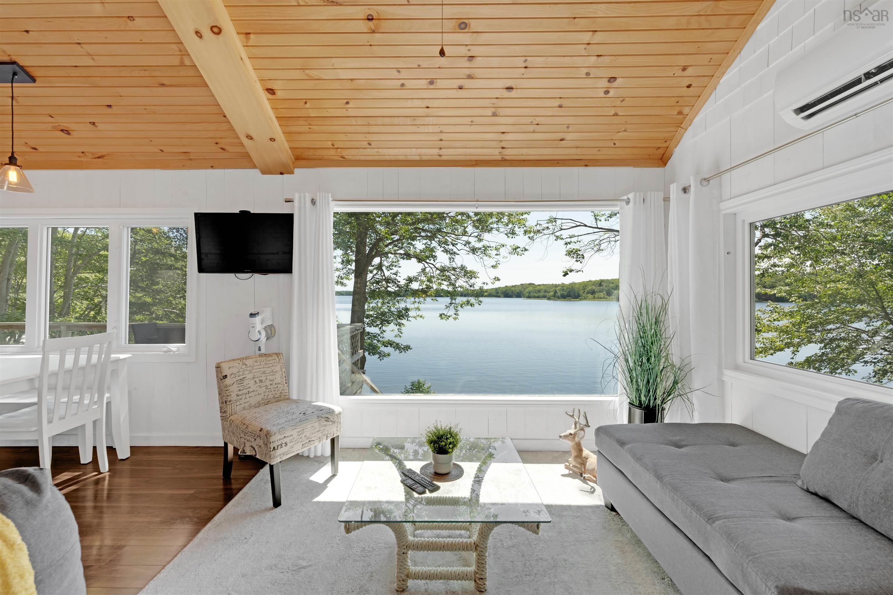 $325,000.00: 5232 Highway 340, Forest Glen