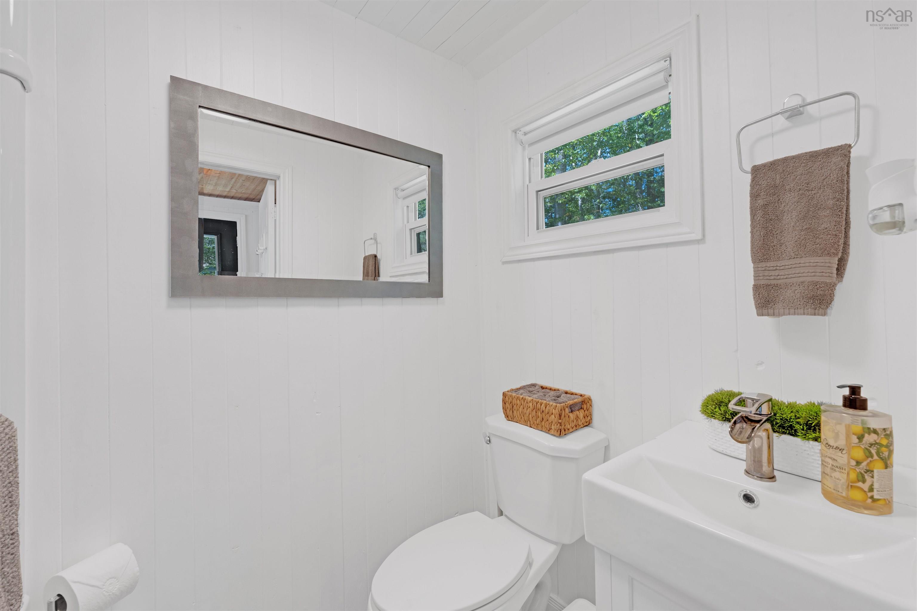 $325,000.00: 5232 Highway 340, Forest Glen