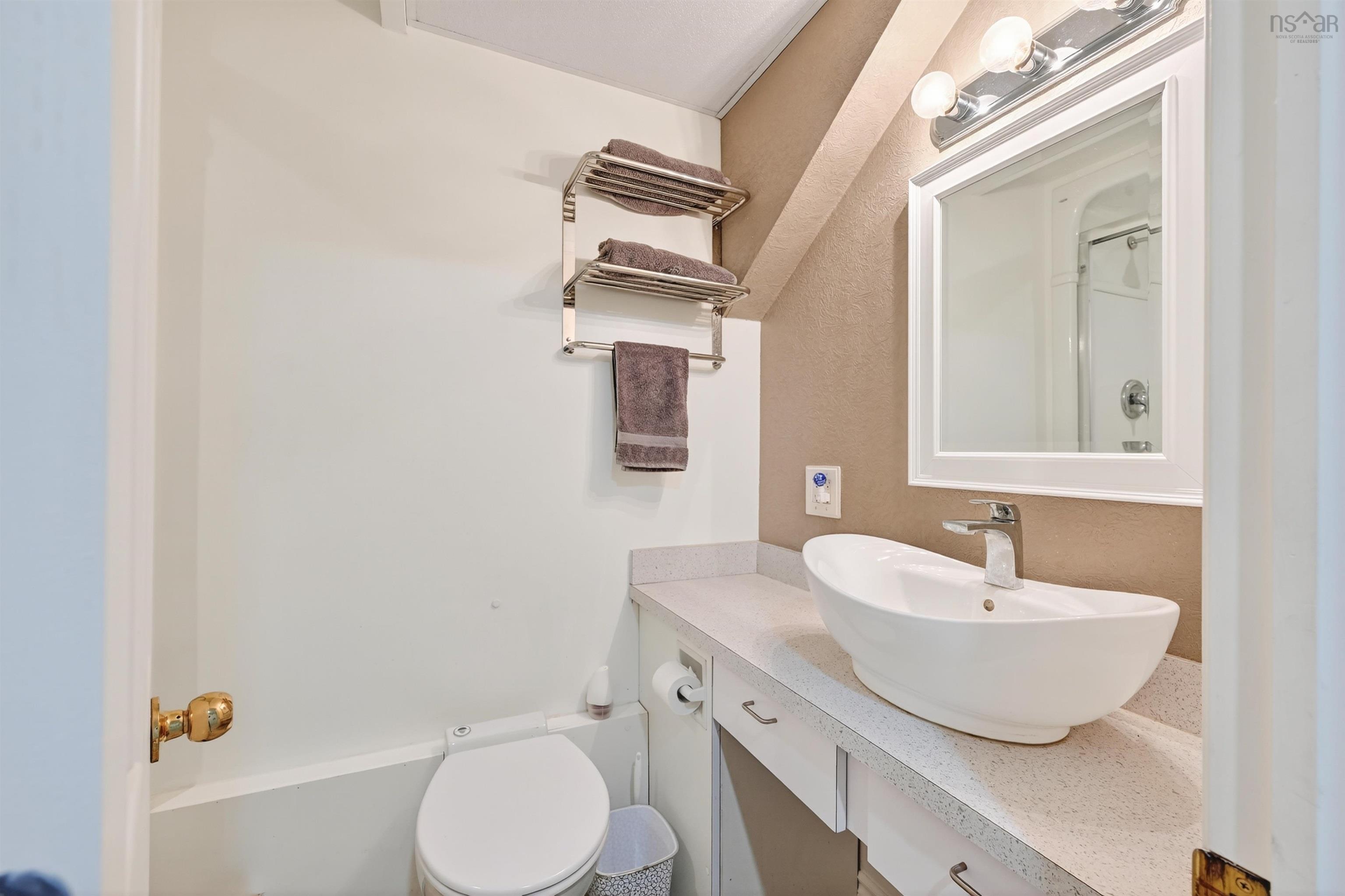 $535,000.00: 5000 Louisbourg Highway, Albert Bridge