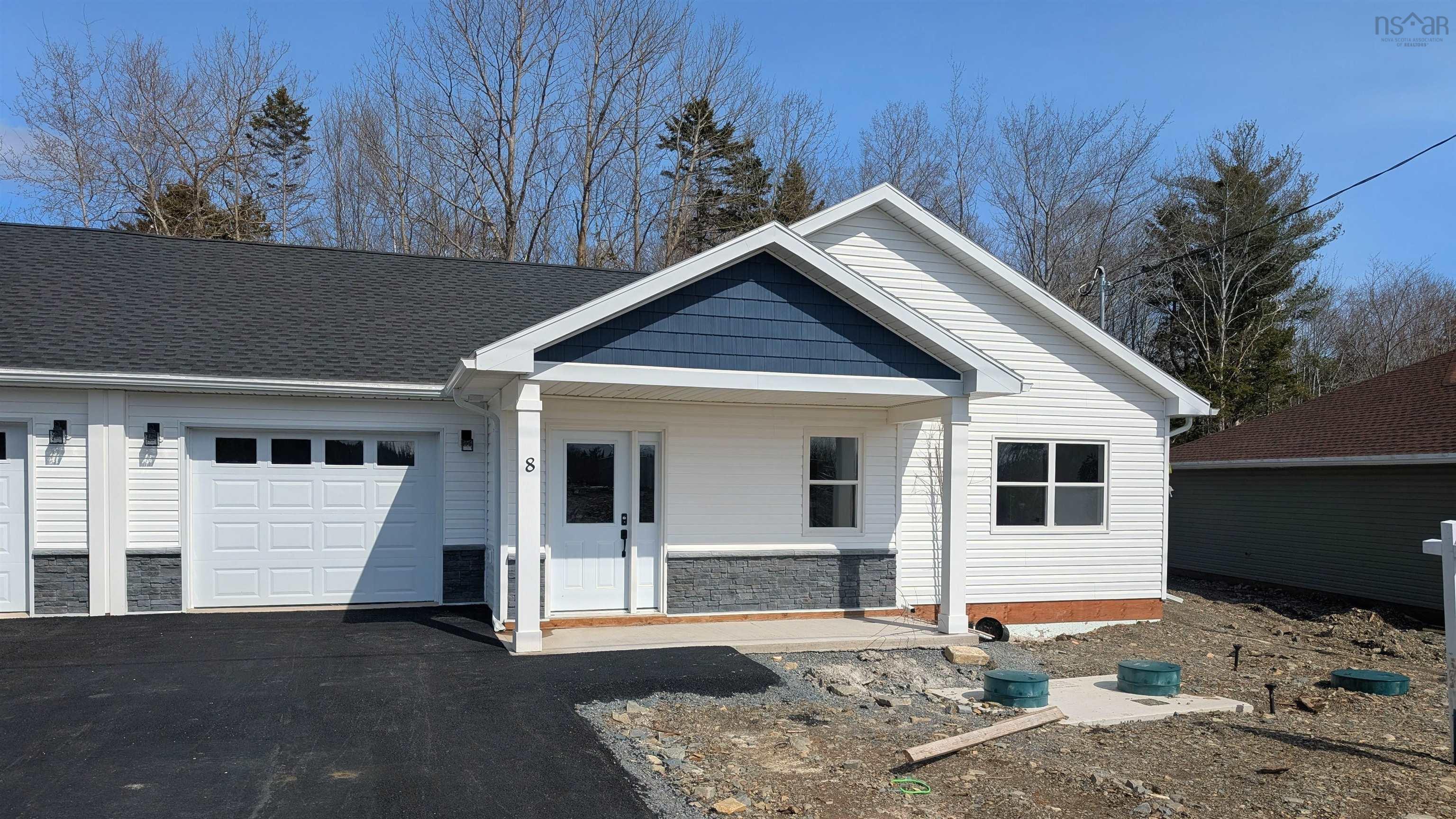 8 Shadebush Walk, Upper Sackville, NS (MLS 202521257)