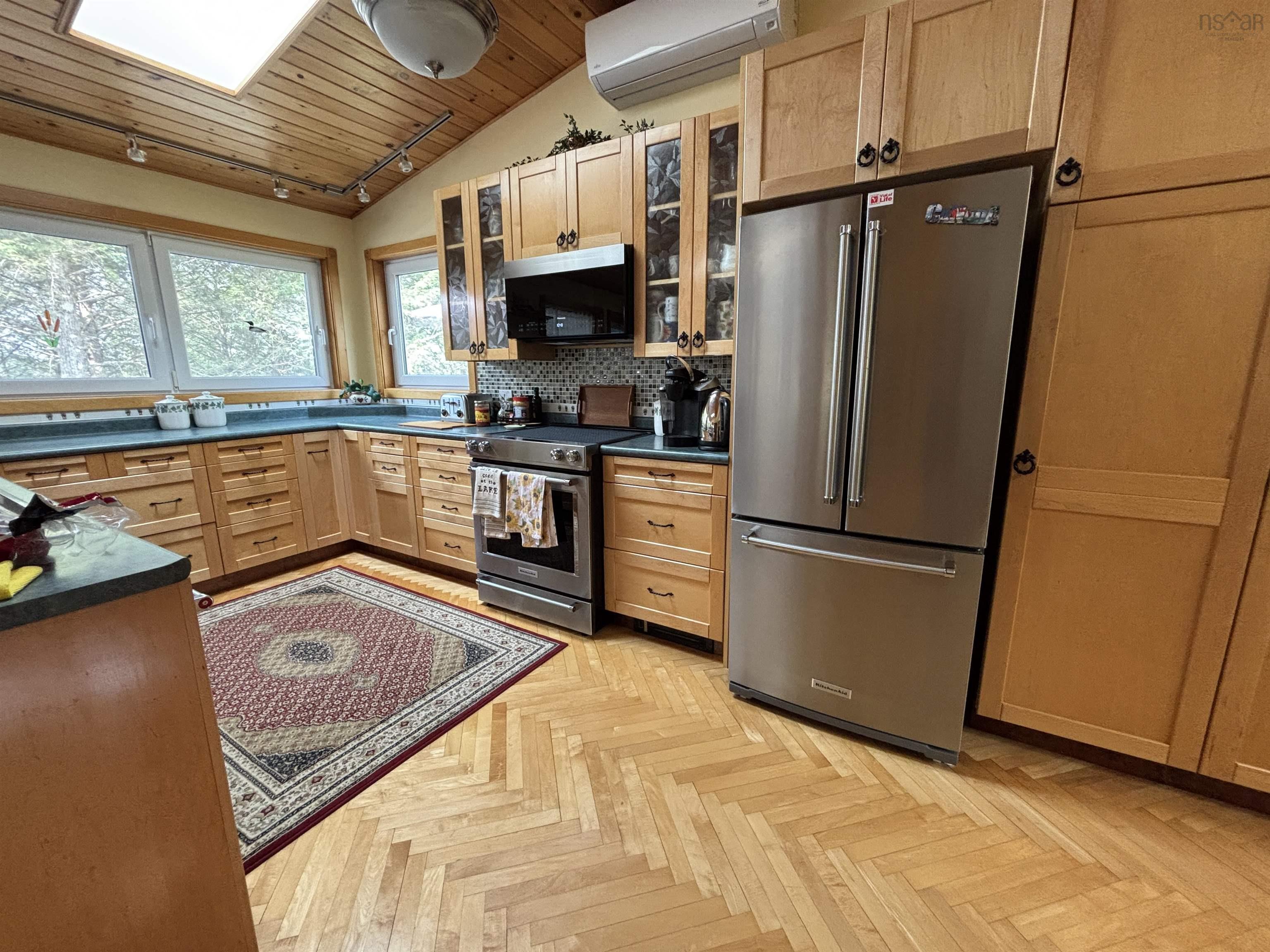 $749,000.00: 69 Thumb Cap Point Road, Labelle