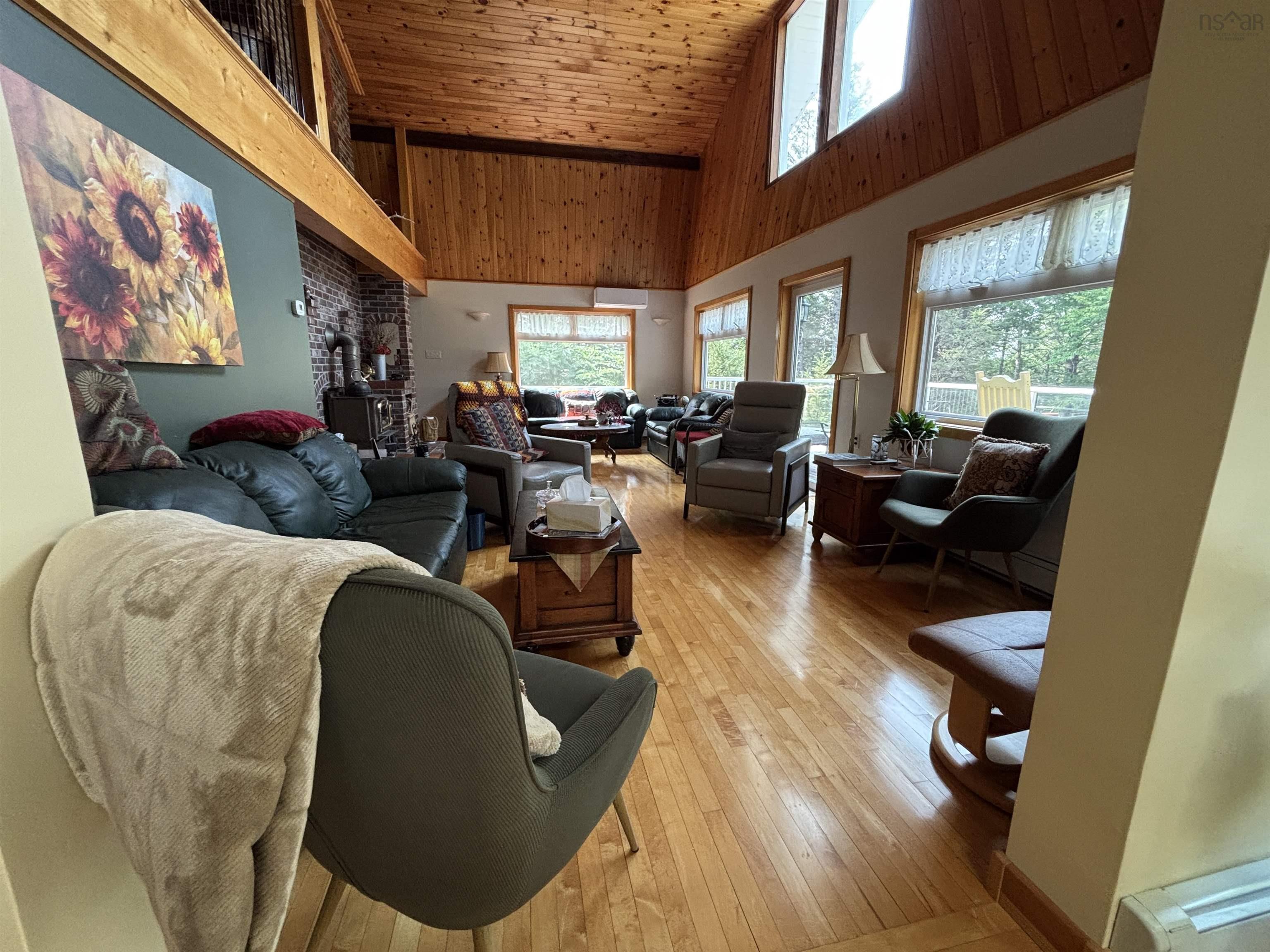 $749,000.00: 69 Thumb Cap Point Road, Labelle